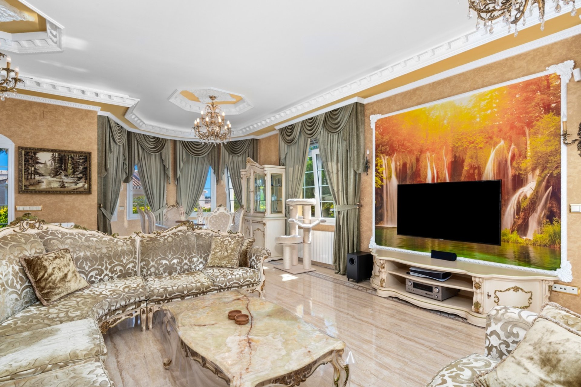 Återförsäljning - Detached villa -
Orihuela Costa - Playa Flamenca