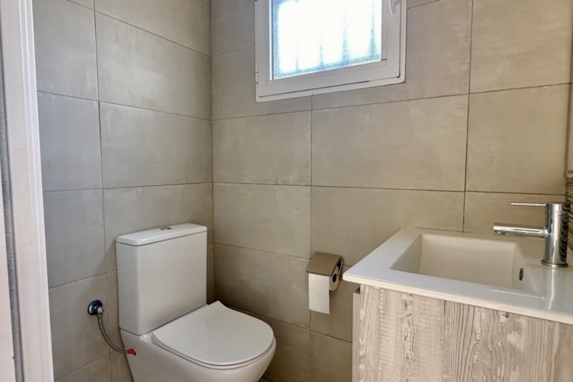 Återförsäljning - Detached villa -
Orihuela Costa - Villamartín