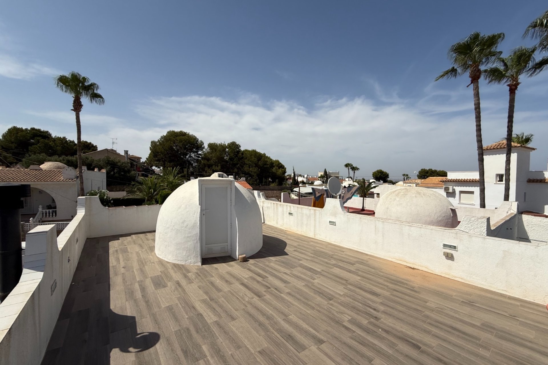 Återförsäljning - Detached villa -
Orihuela Costa - Villamartín