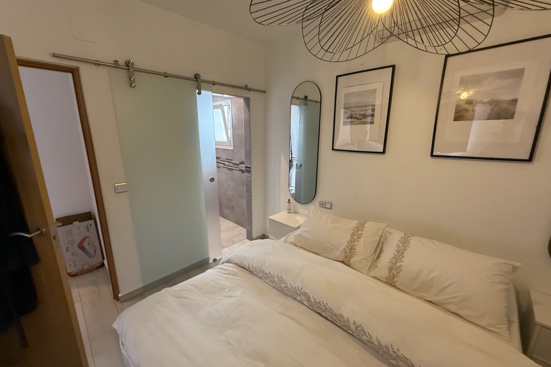 Återförsäljning - Detached villa -
Orihuela Costa - Villamartín