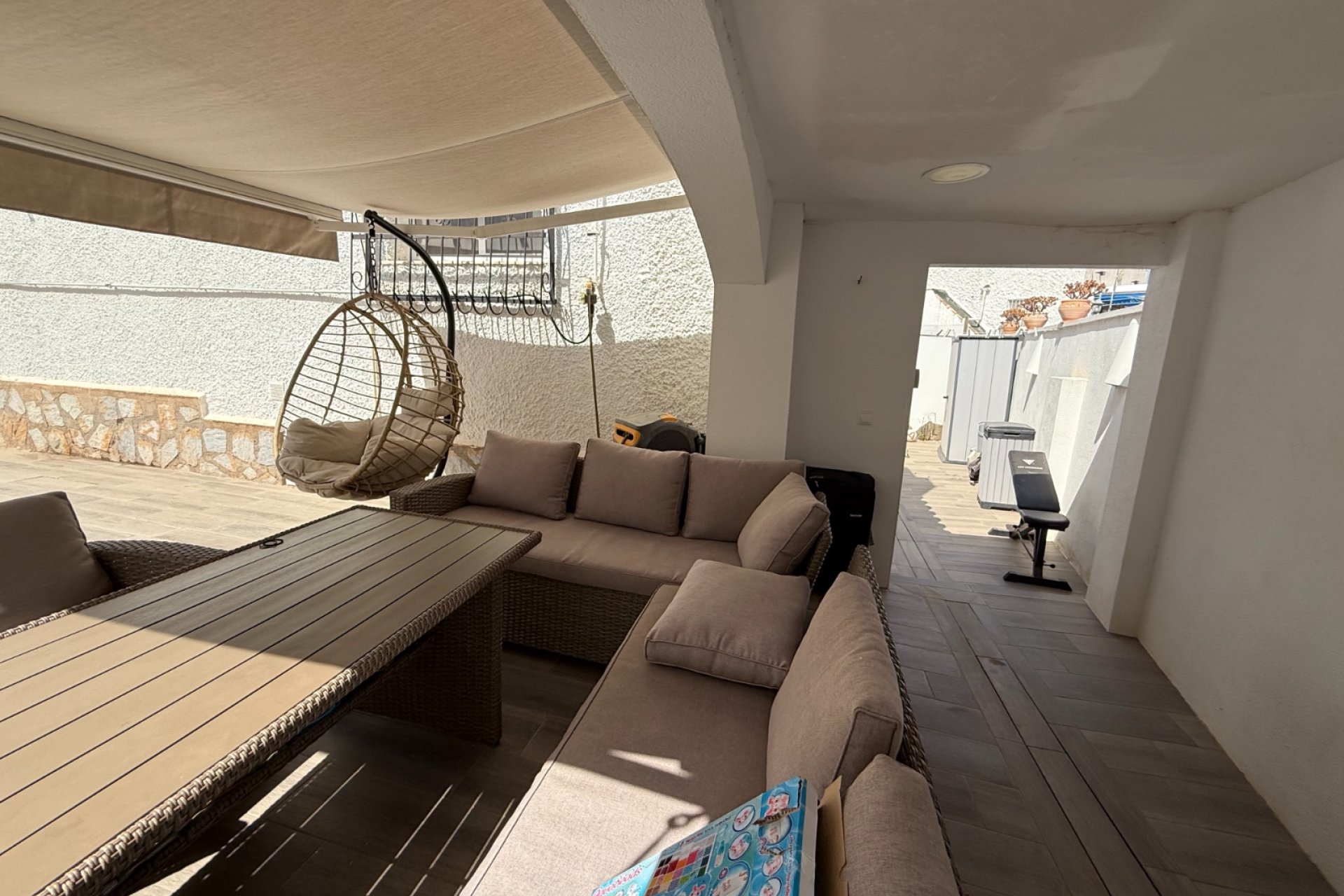 Återförsäljning - Detached villa -
Orihuela Costa - Villamartín