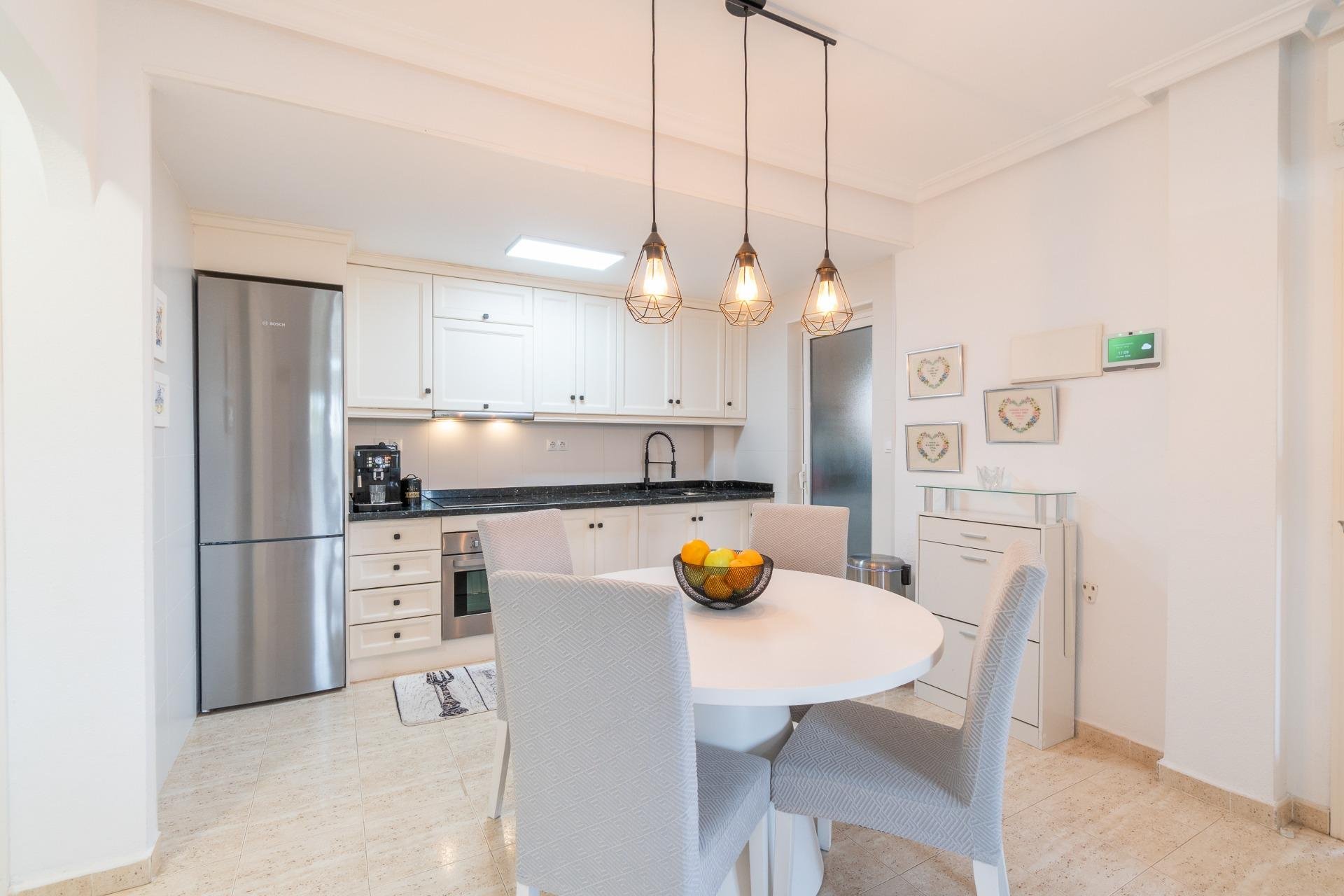 Återförsäljning - Detached villa -
Orihuela Costa - Zeniamar-Horizonte-La Campana