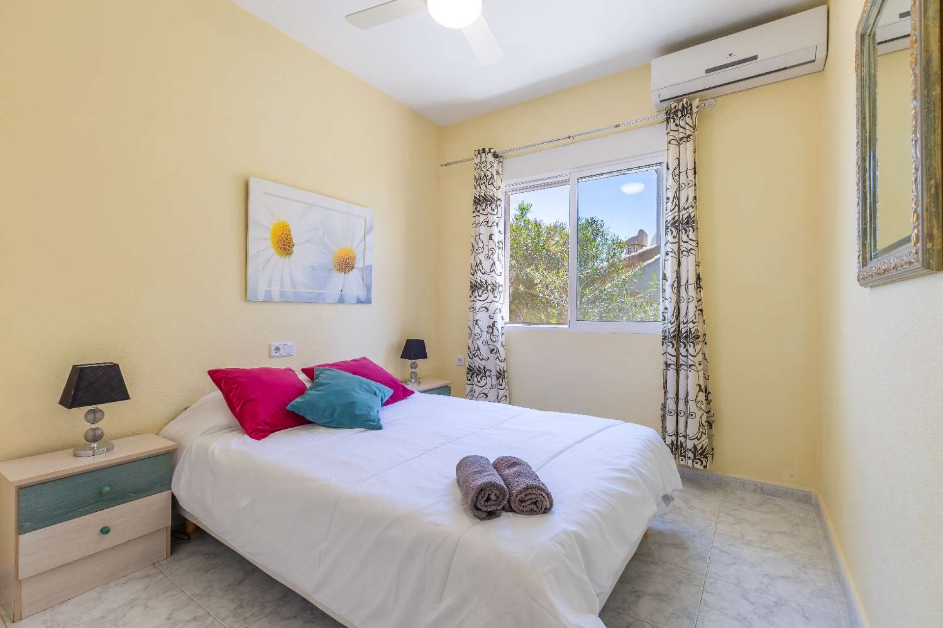 Återförsäljning - Detached villa -
Orihuela - Orihuela Costa