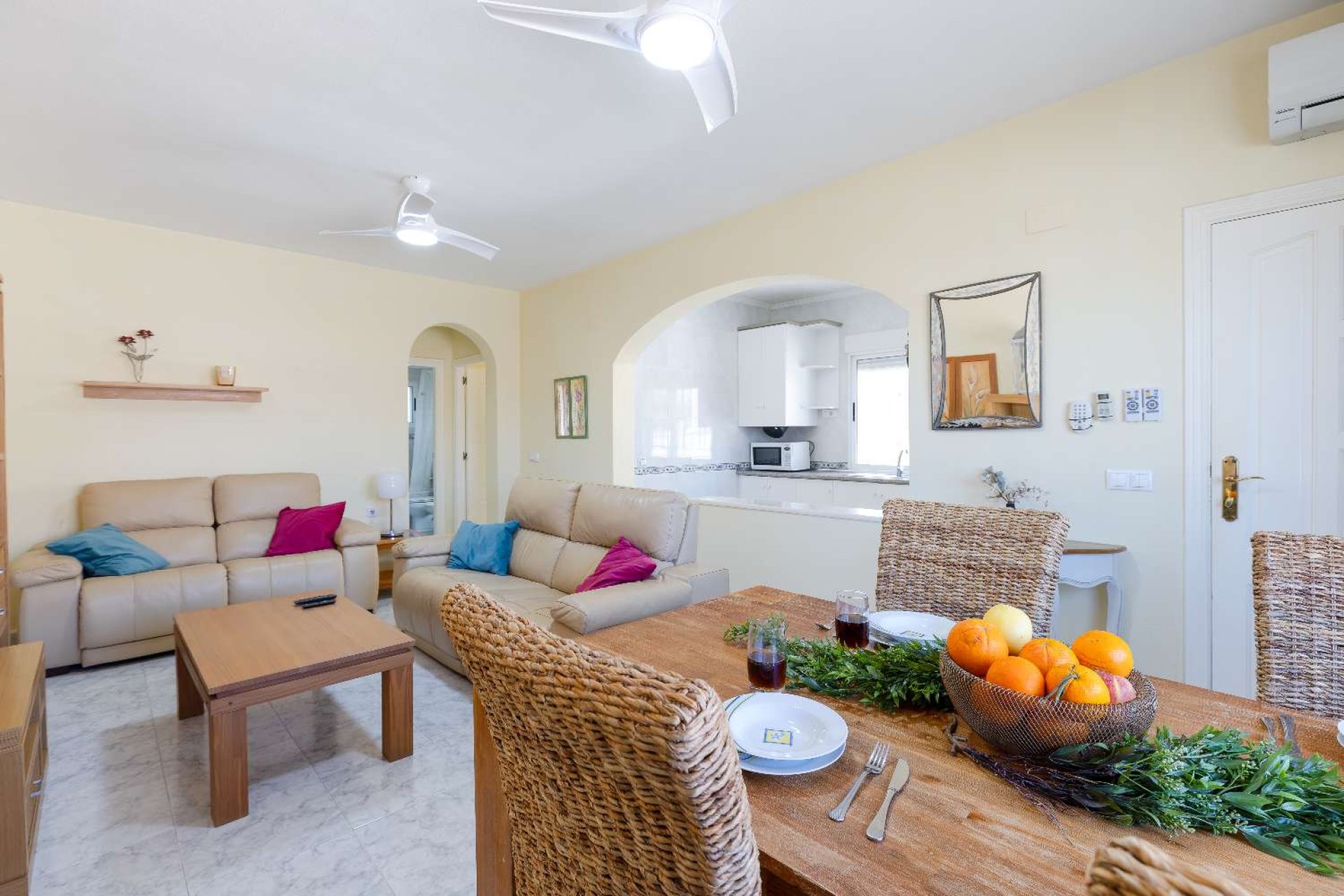 Återförsäljning - Detached villa -
Orihuela - Orihuela Costa