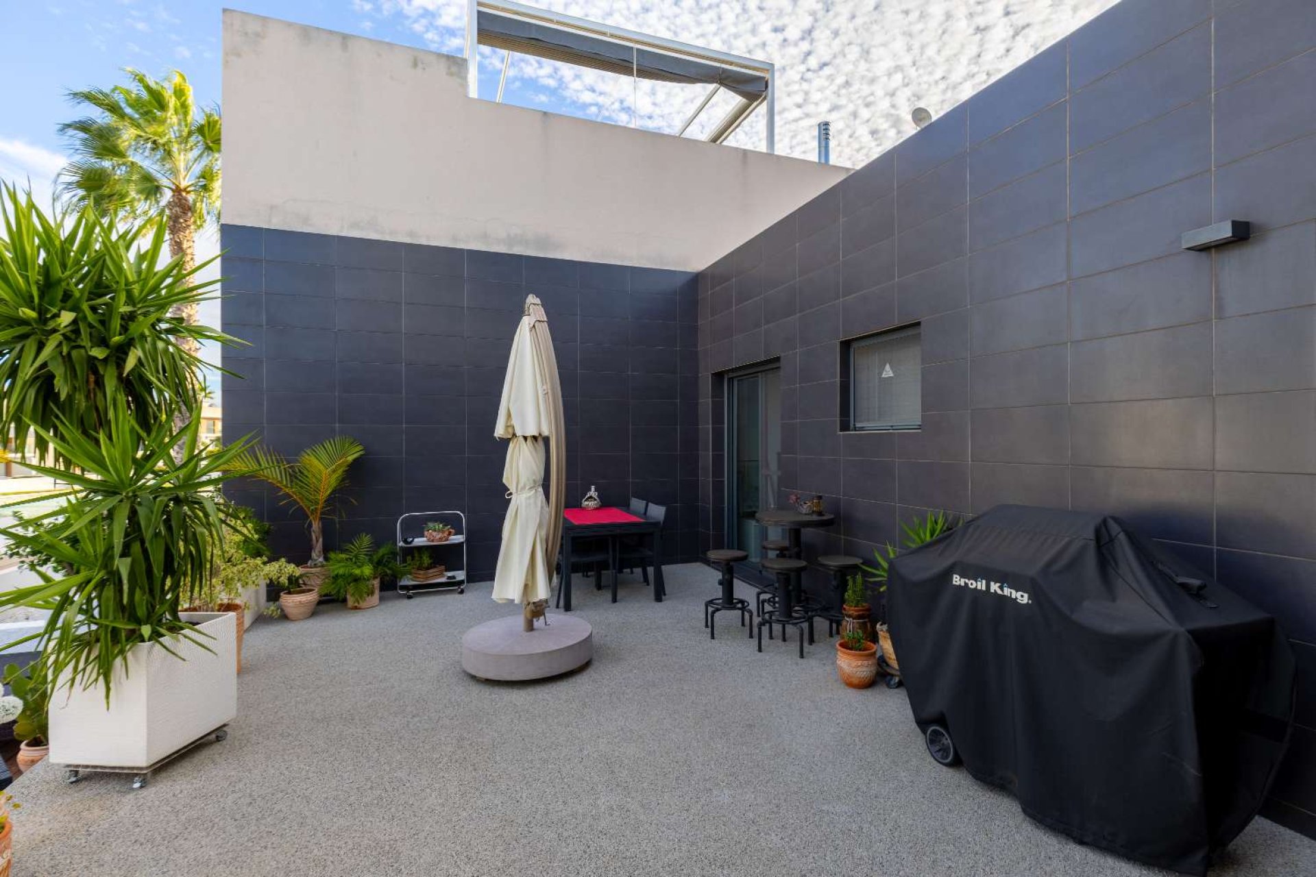 Återförsäljning - Detached villa -
Orihuela - Orihuela Costa