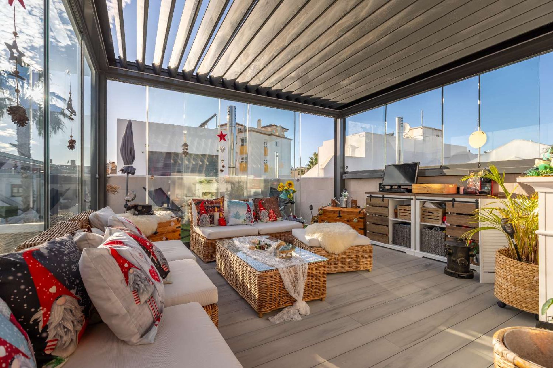 Återförsäljning - Detached villa -
Orihuela - Orihuela Costa