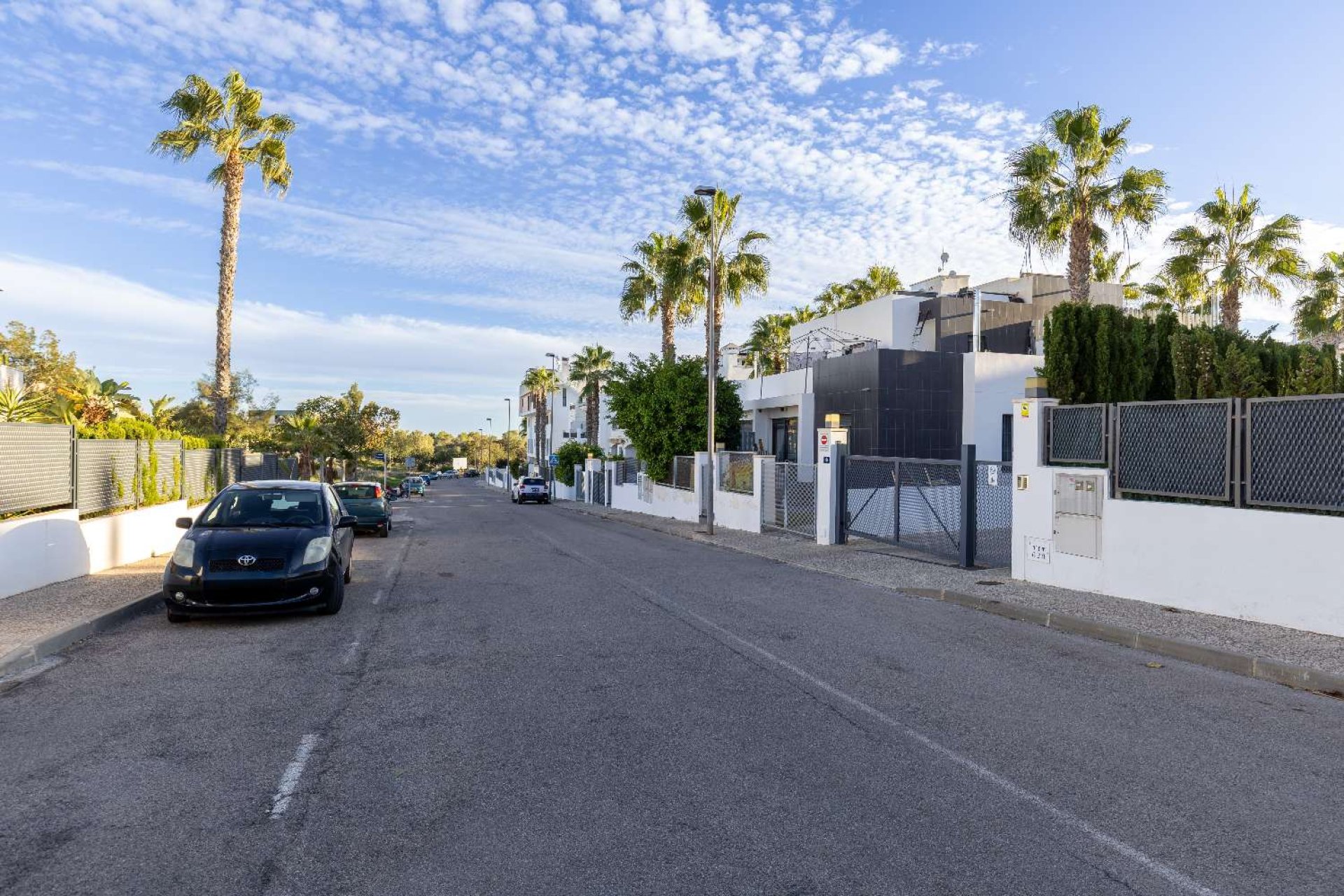 Återförsäljning - Detached villa -
Orihuela - Orihuela Costa