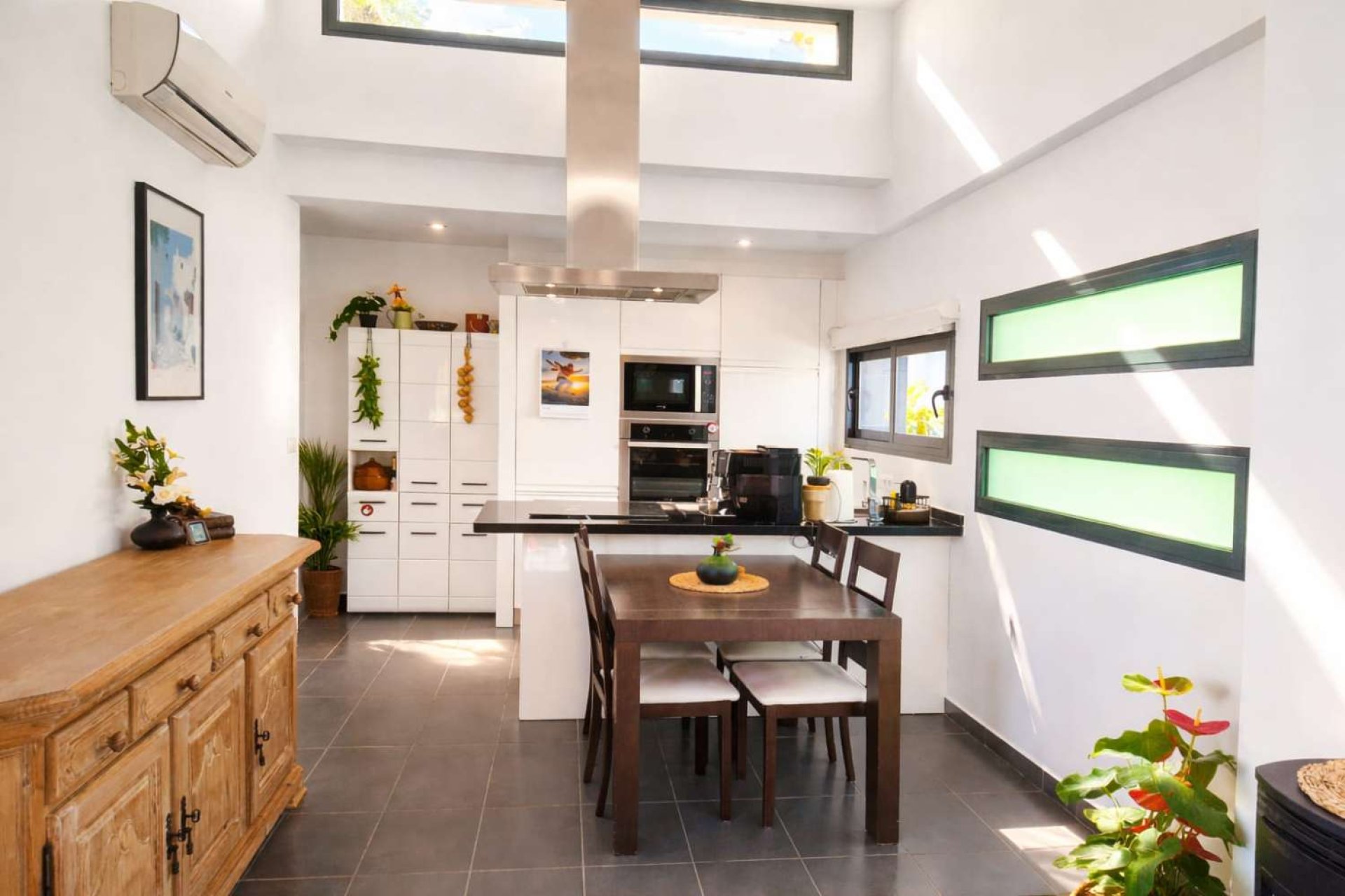 Återförsäljning - Detached villa -
Orihuela - Orihuela Costa