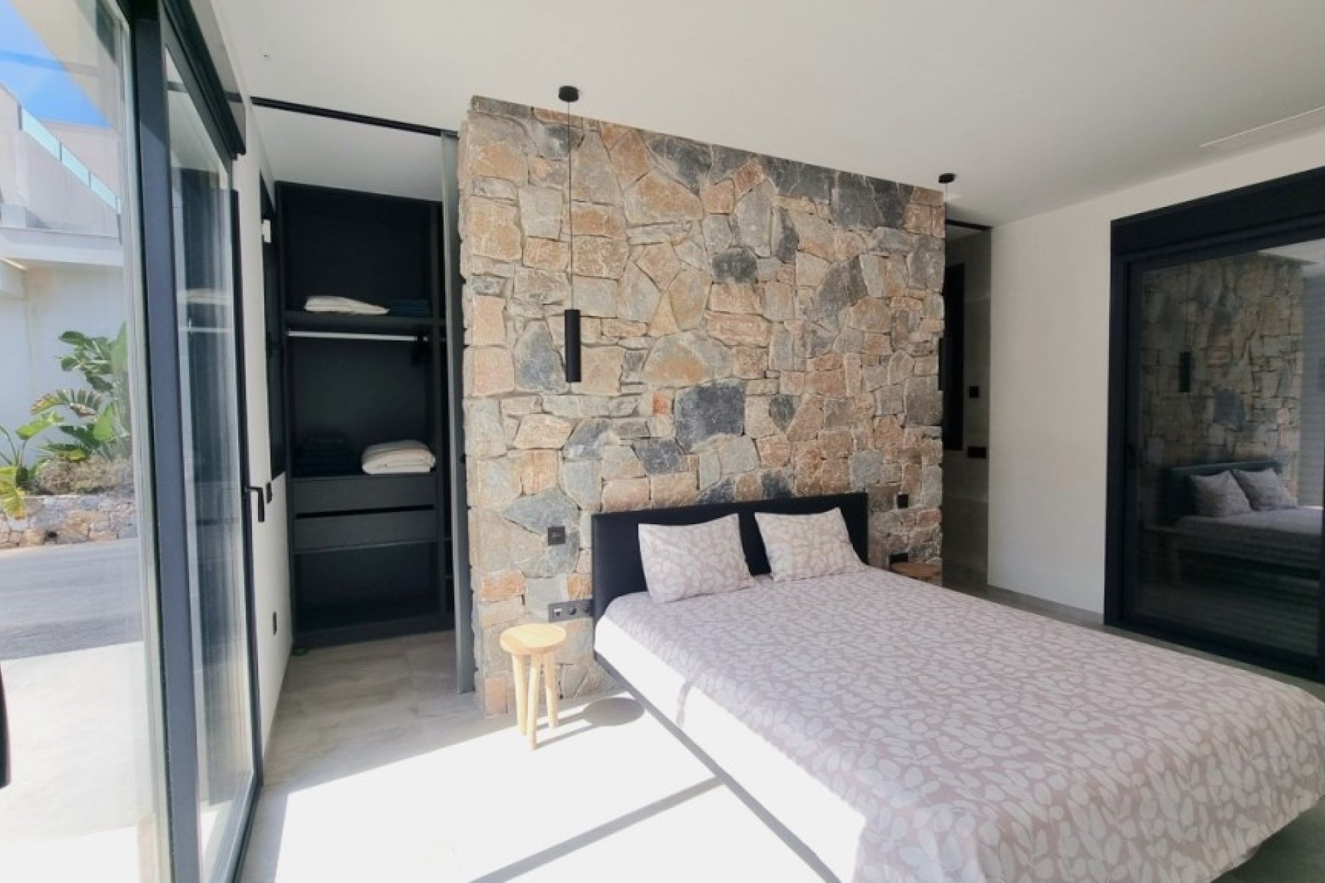 Återförsäljning - Detached villa -
Rojales