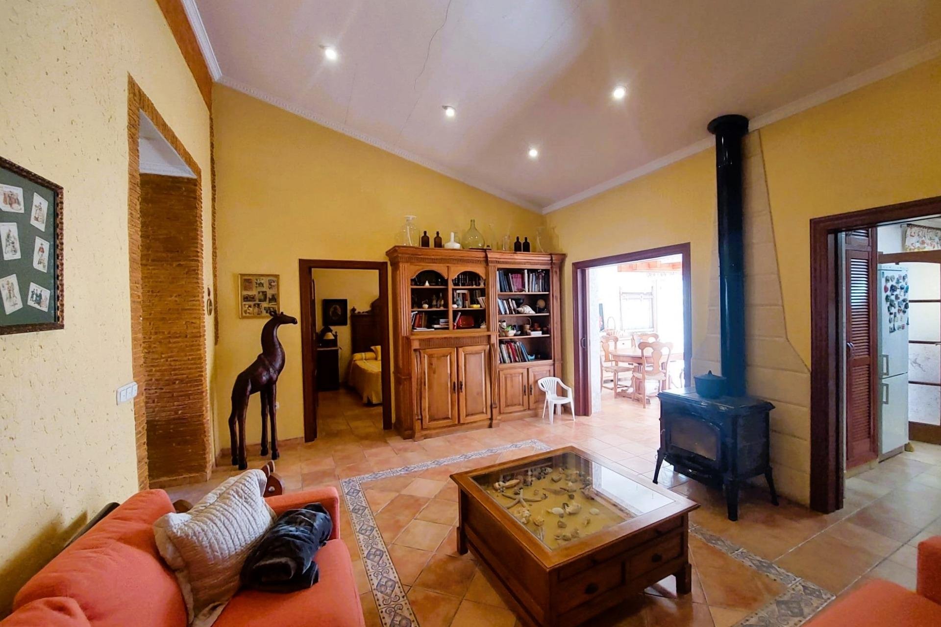 Återförsäljning - Detached villa -
Torrevieja - Center