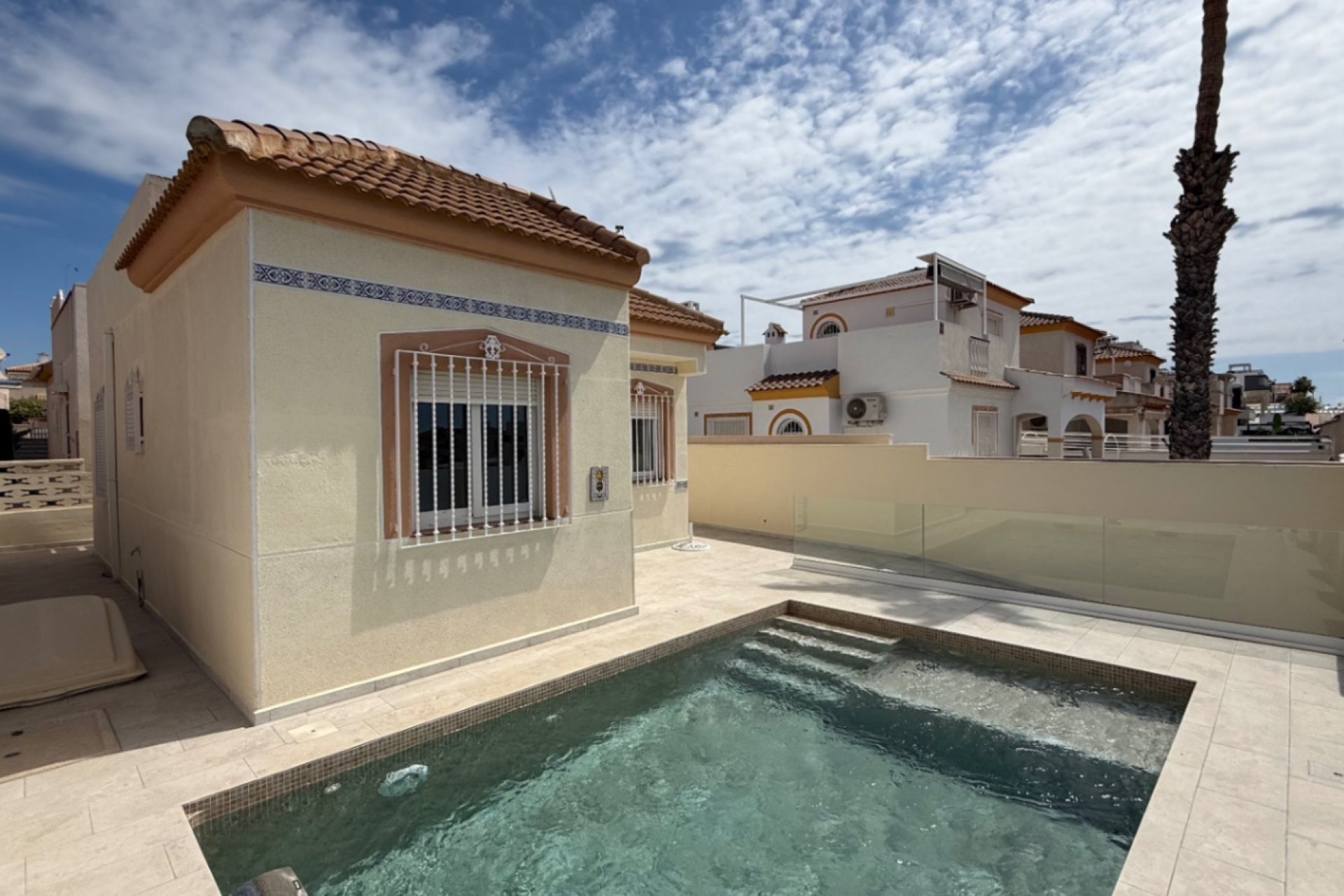 Återförsäljning - Detached villa -
Torrevieja - Costa Blanca Sur