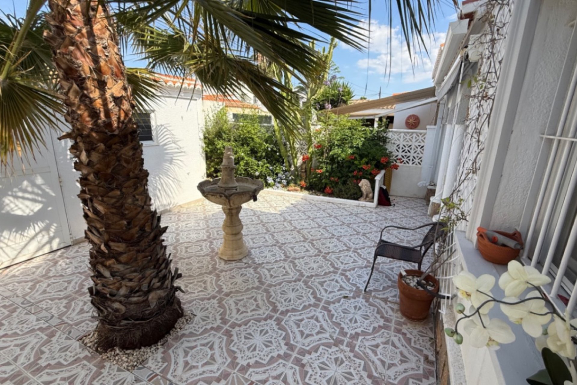 Återförsäljning - Detached villa -
Torrevieja - Costa Blanca Sur