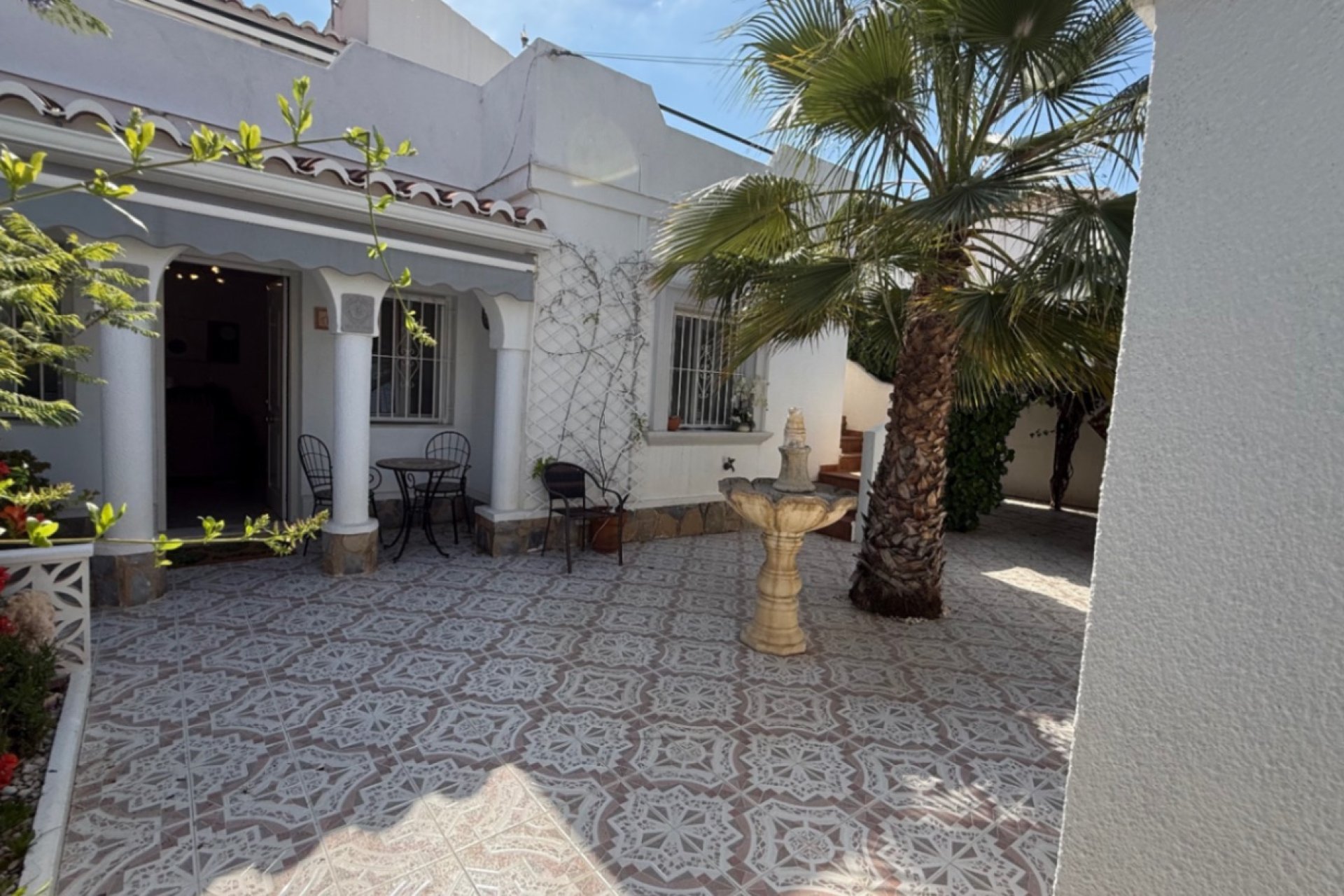 Återförsäljning - Detached villa -
Torrevieja - Costa Blanca Sur