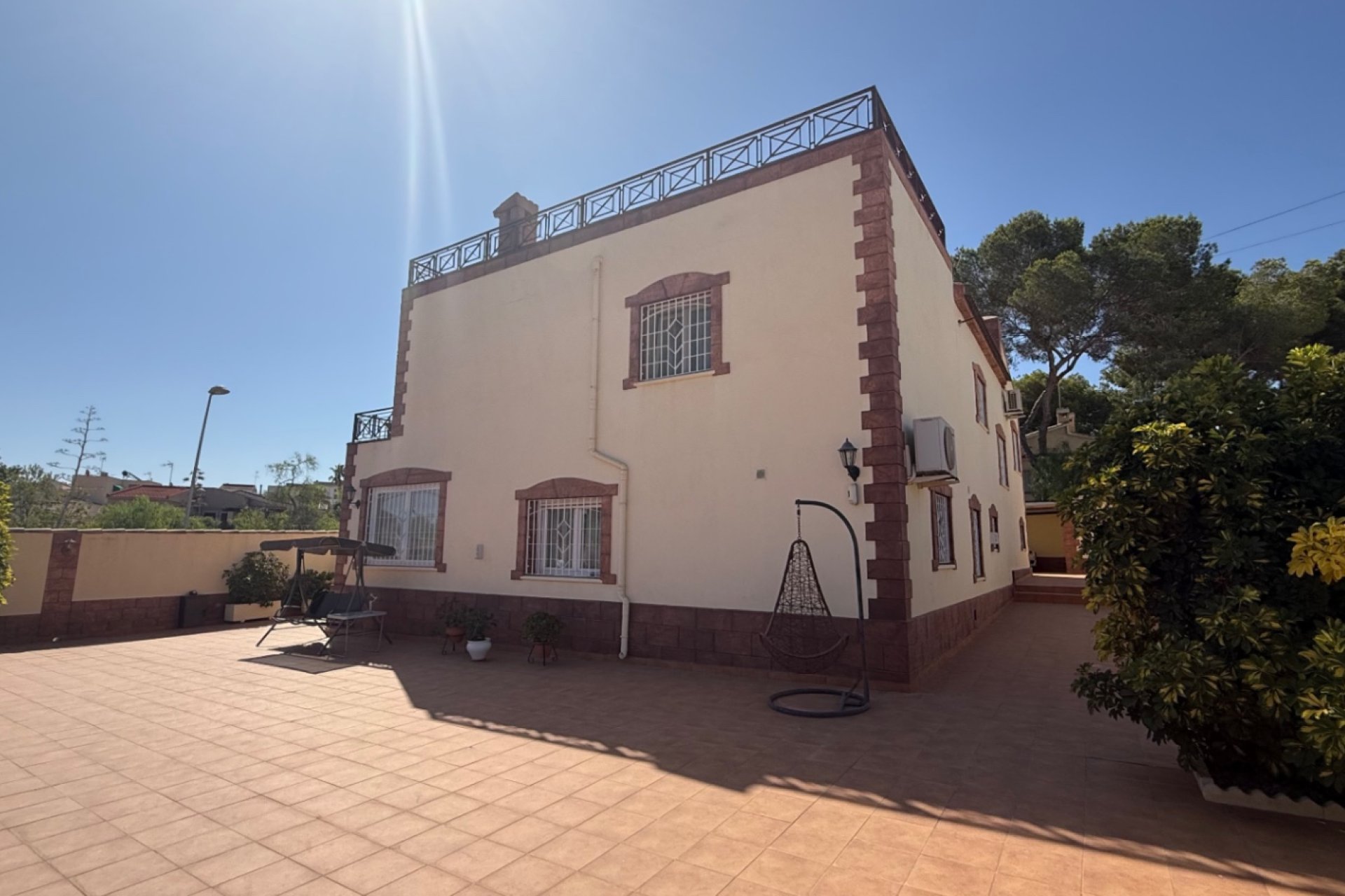 Återförsäljning - Detached villa -
Torrevieja - Costa Blanca Sur