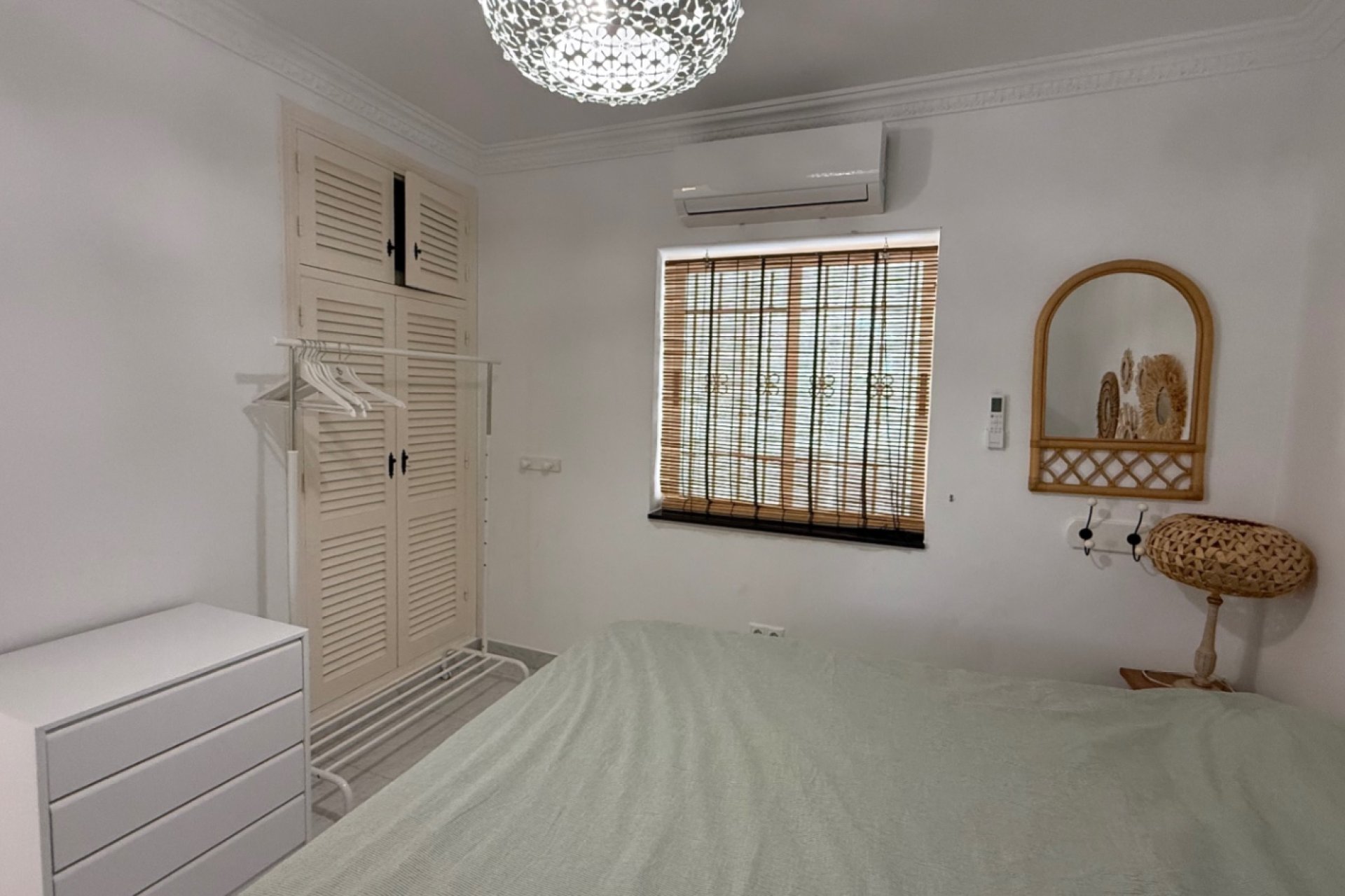 Återförsäljning - Detached villa -
Torrevieja - Costa Blanca Sur