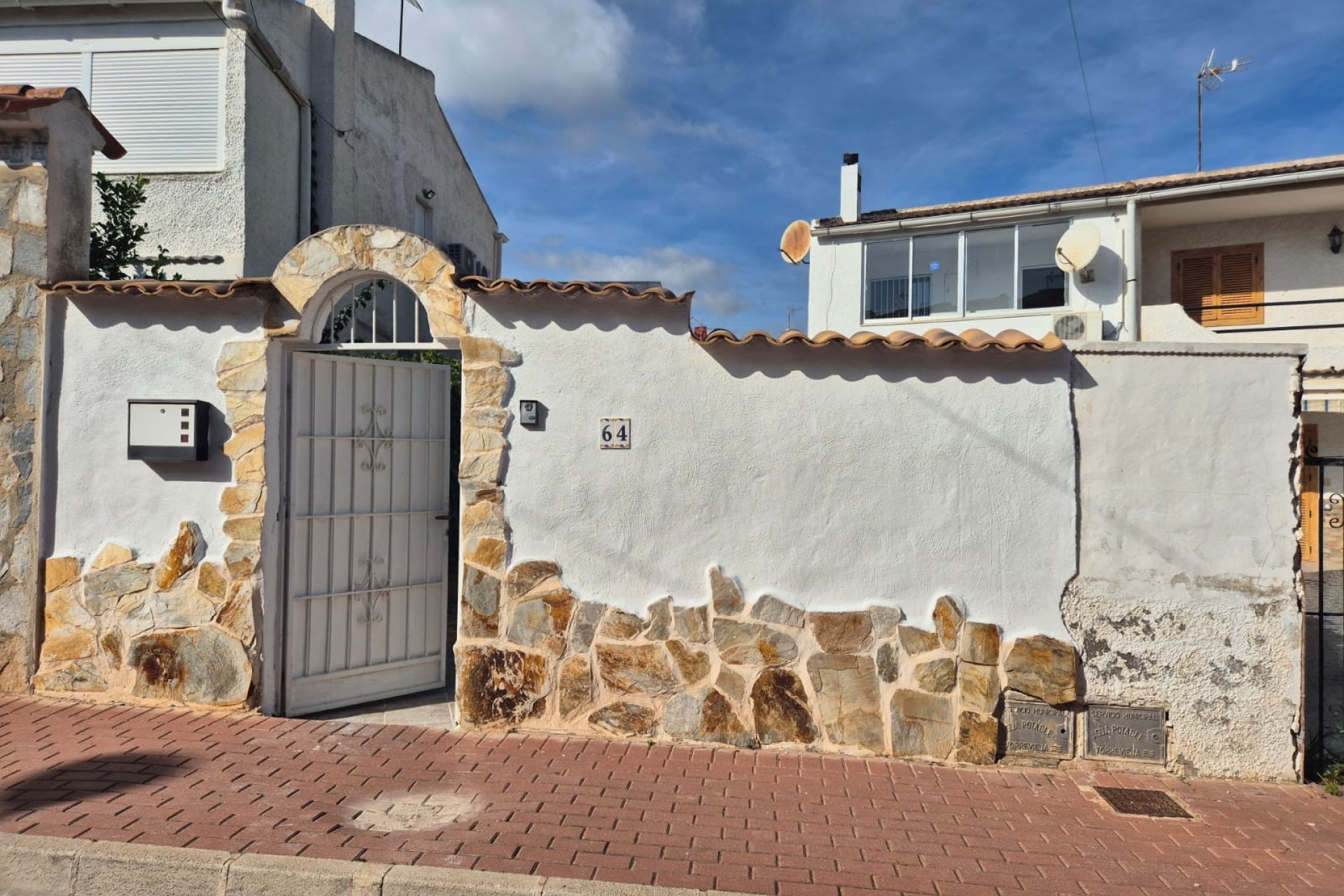 Återförsäljning - Detached villa -
Torrevieja - LOS BALCONES - LOS ALTOS