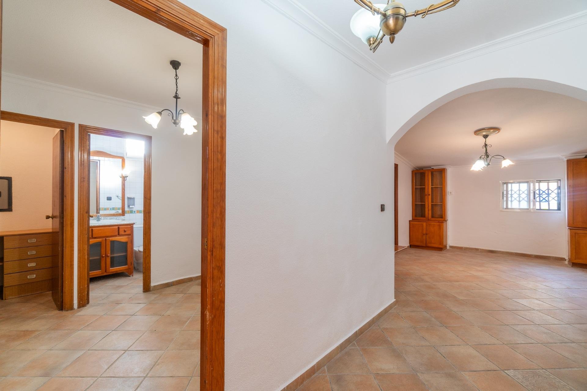 Återförsäljning - Detached villa -
Torrevieja - Orihuela costa