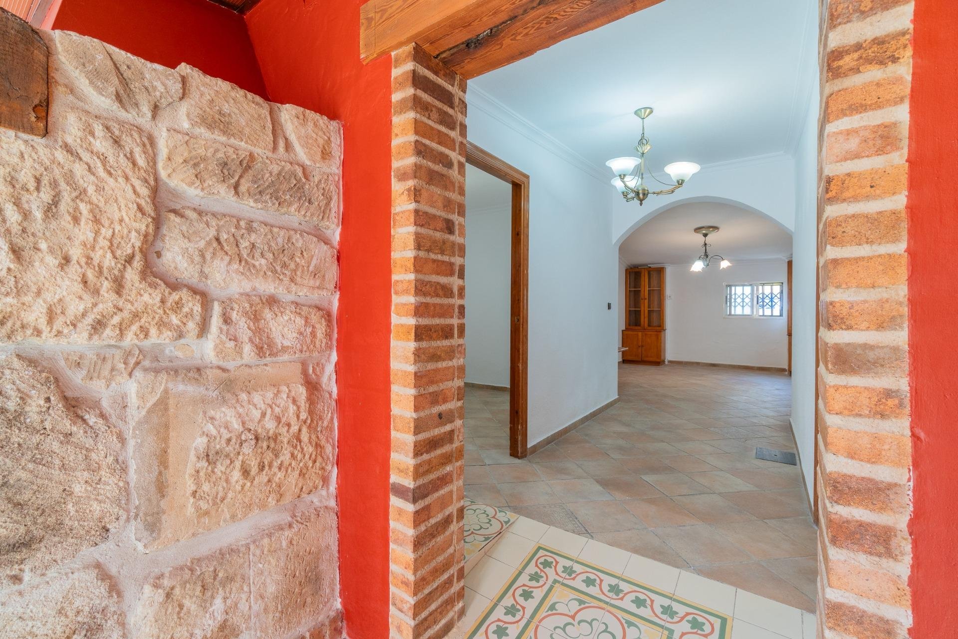 Återförsäljning - Detached villa -
Torrevieja - Orihuela costa