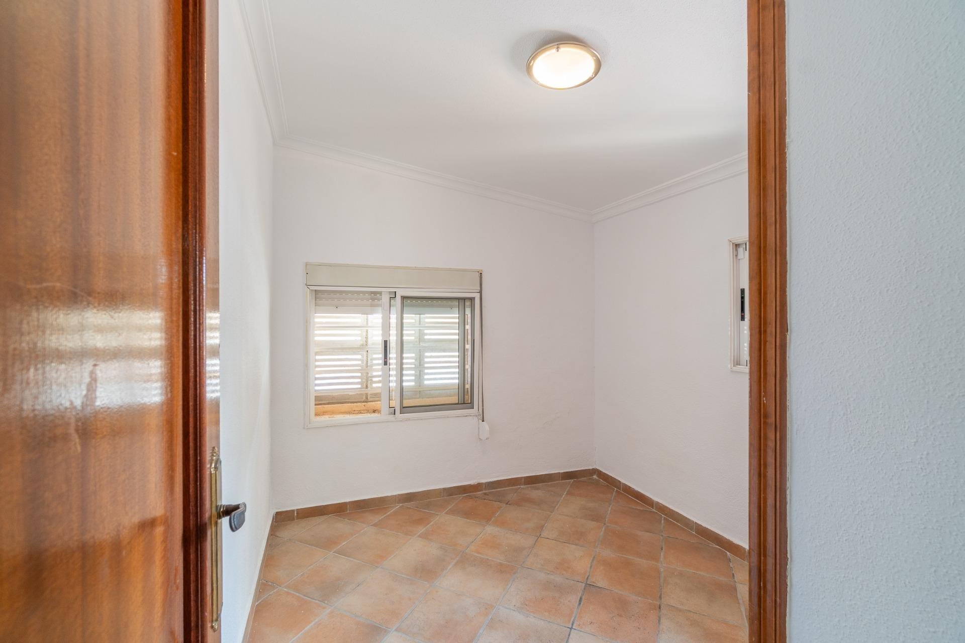 Återförsäljning - Detached villa -
Torrevieja - Orihuela costa