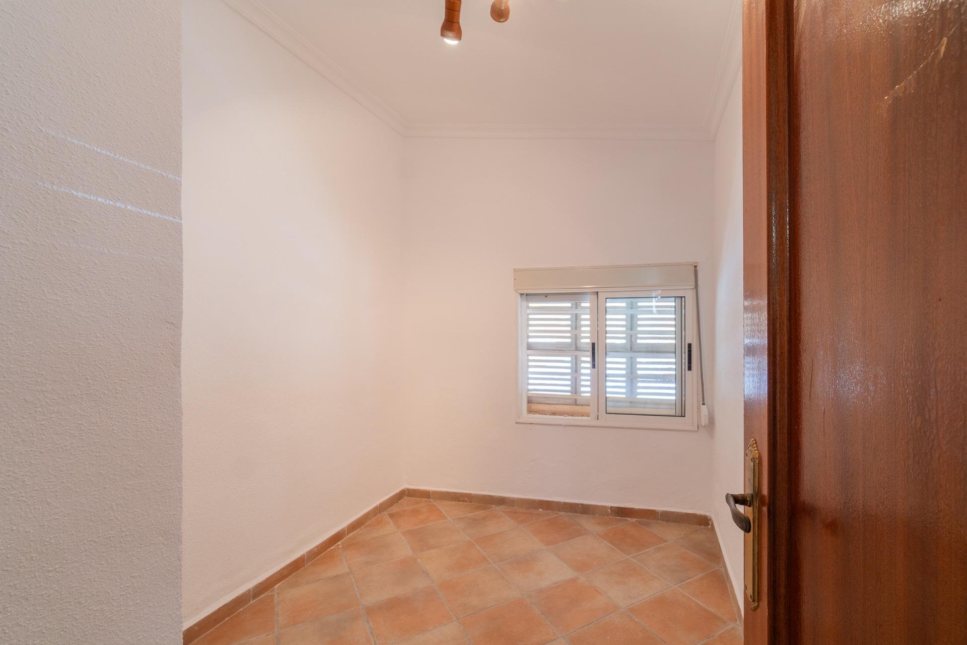 Återförsäljning - Detached villa -
Torrevieja - Orihuela costa