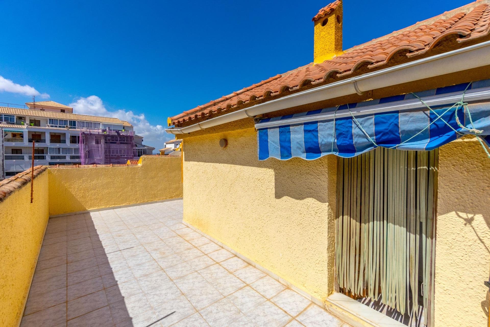 Återförsäljning - Duplex -
Torrevieja - La Mata