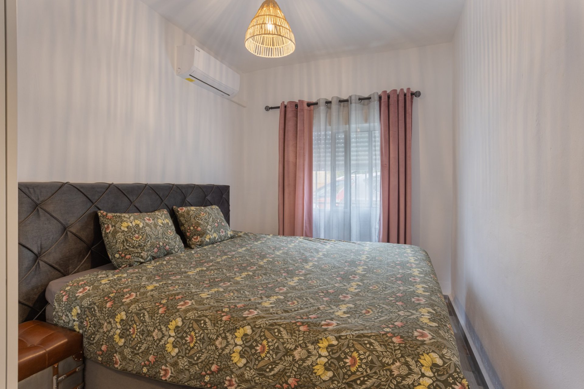 Återförsäljning - Finca -
Albatera