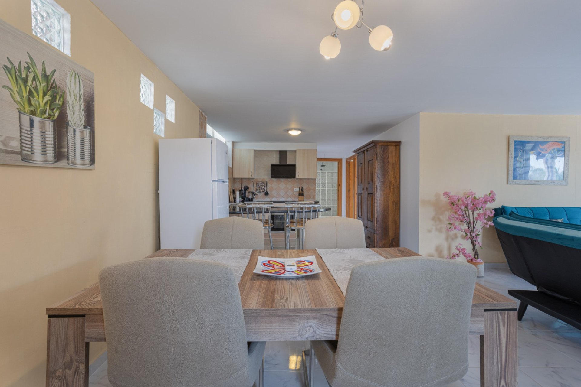 Återförsäljning - Finca -
Albatera