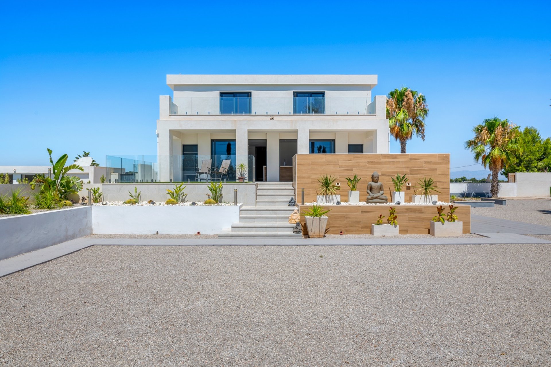 Återförsäljning - Finca -
Los Montesinos - La Herrada