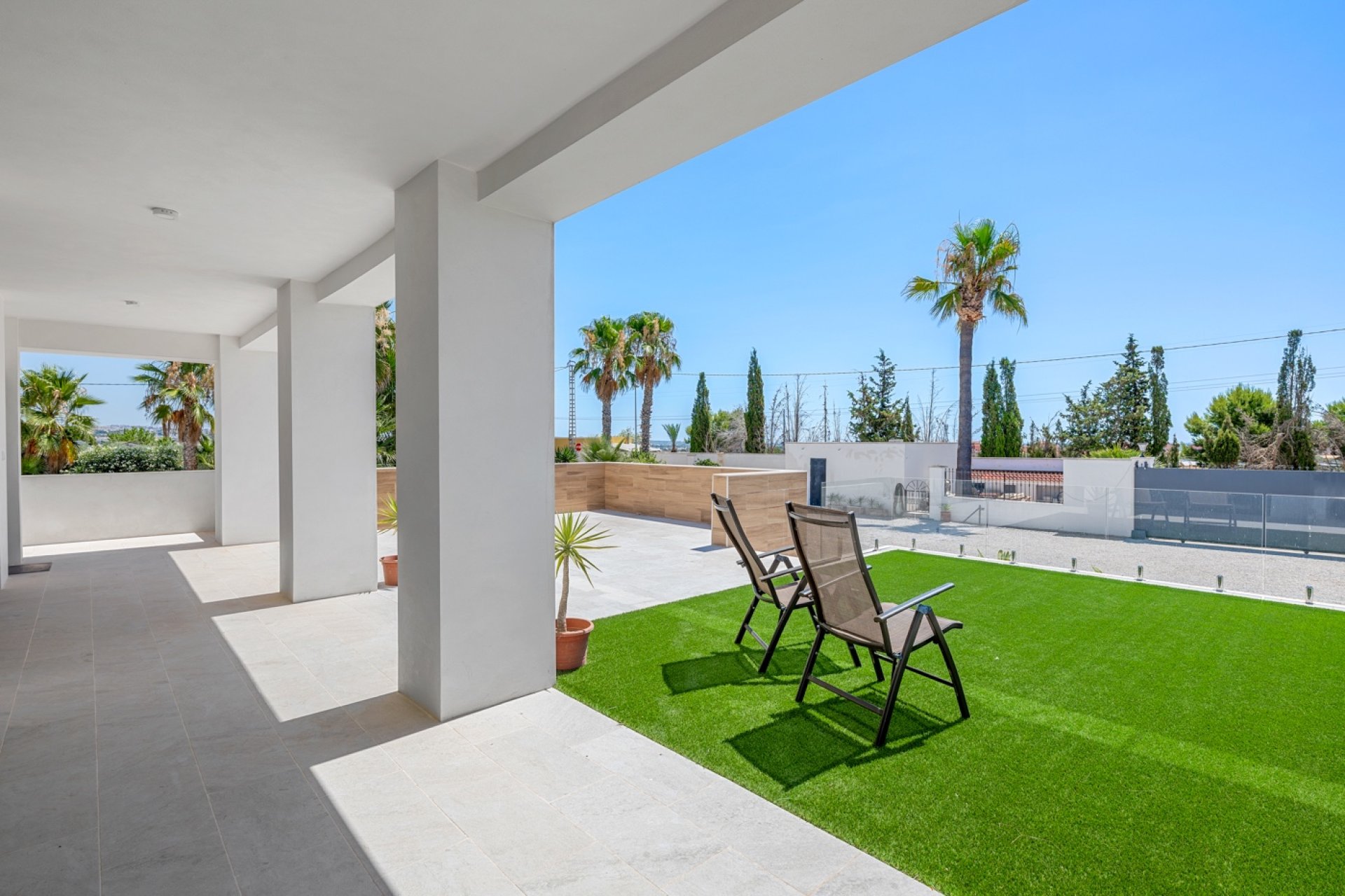 Återförsäljning - Finca -
Los Montesinos - La Herrada
