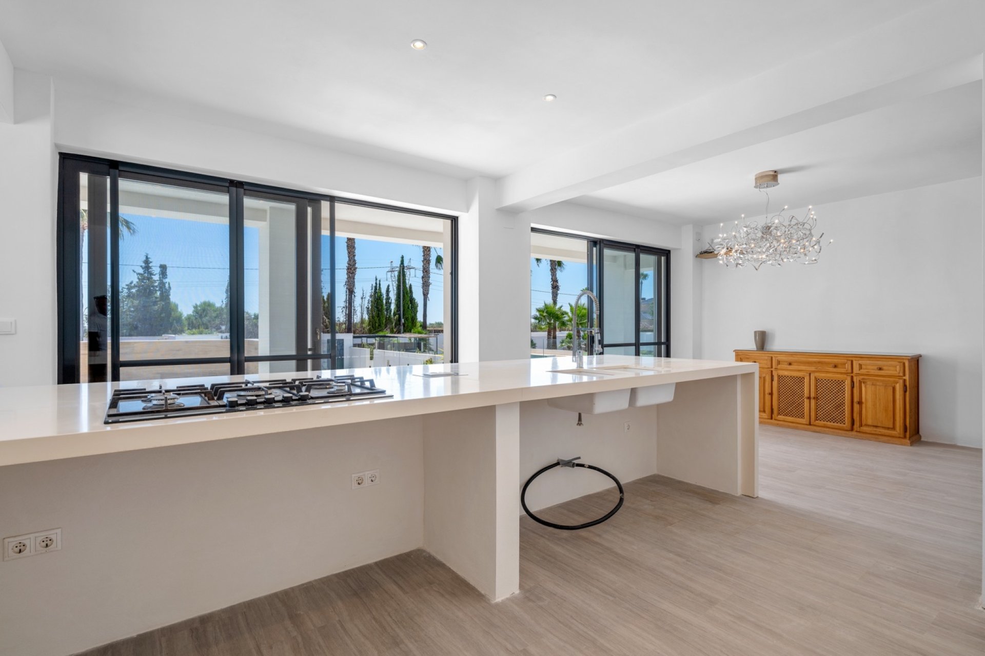 Återförsäljning - Finca -
Los Montesinos - La Herrada