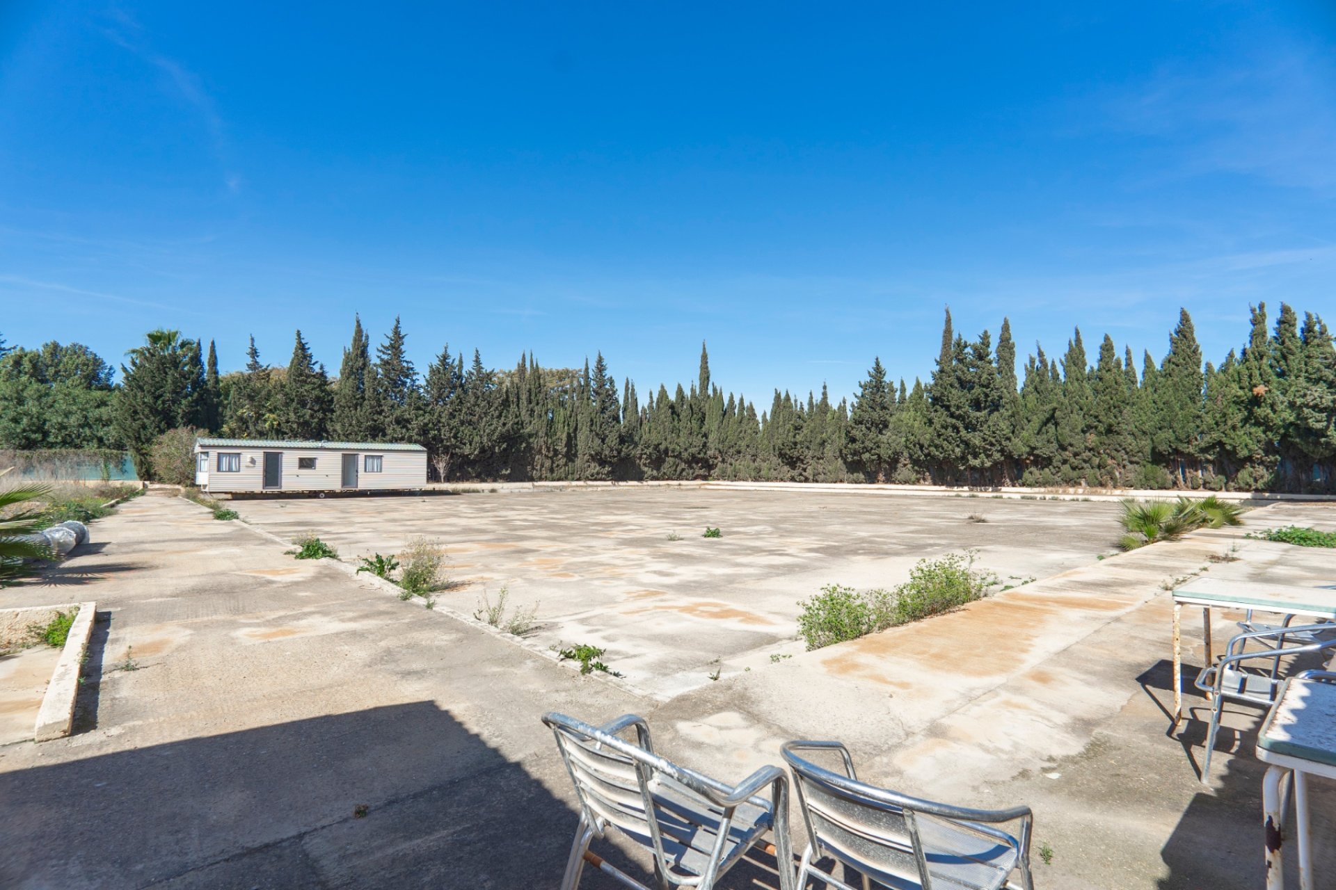 Återförsäljning - Finca -
Los Montesinos