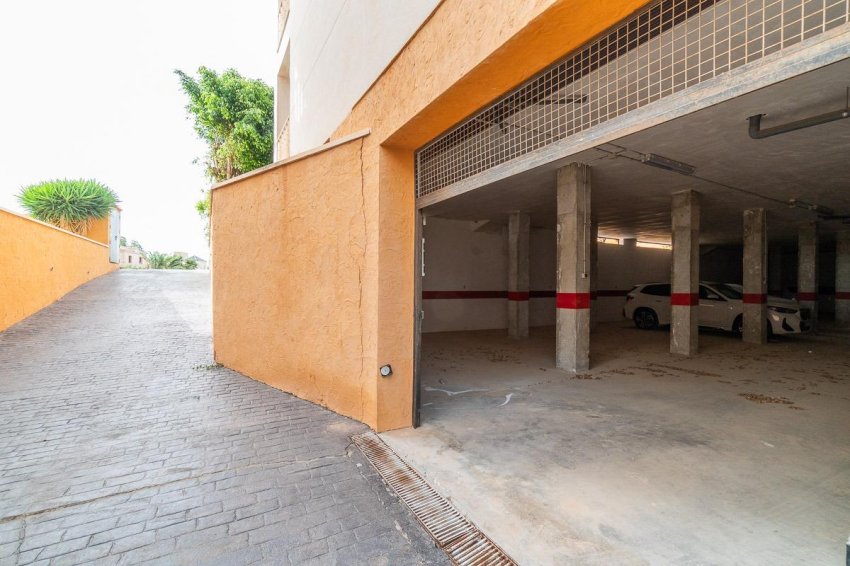 Återförsäljning - Garage -
Orihuela Costa - Montezenia