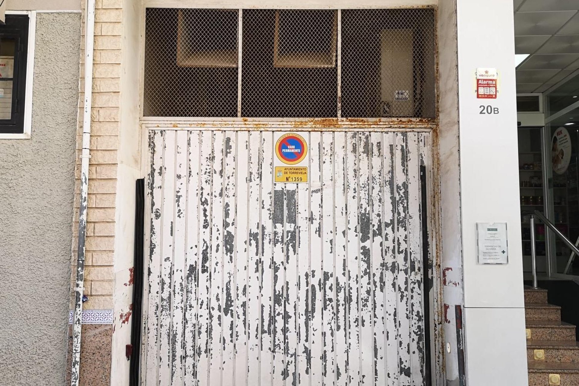 Återförsäljning - Garage -
Torrevieja - Center