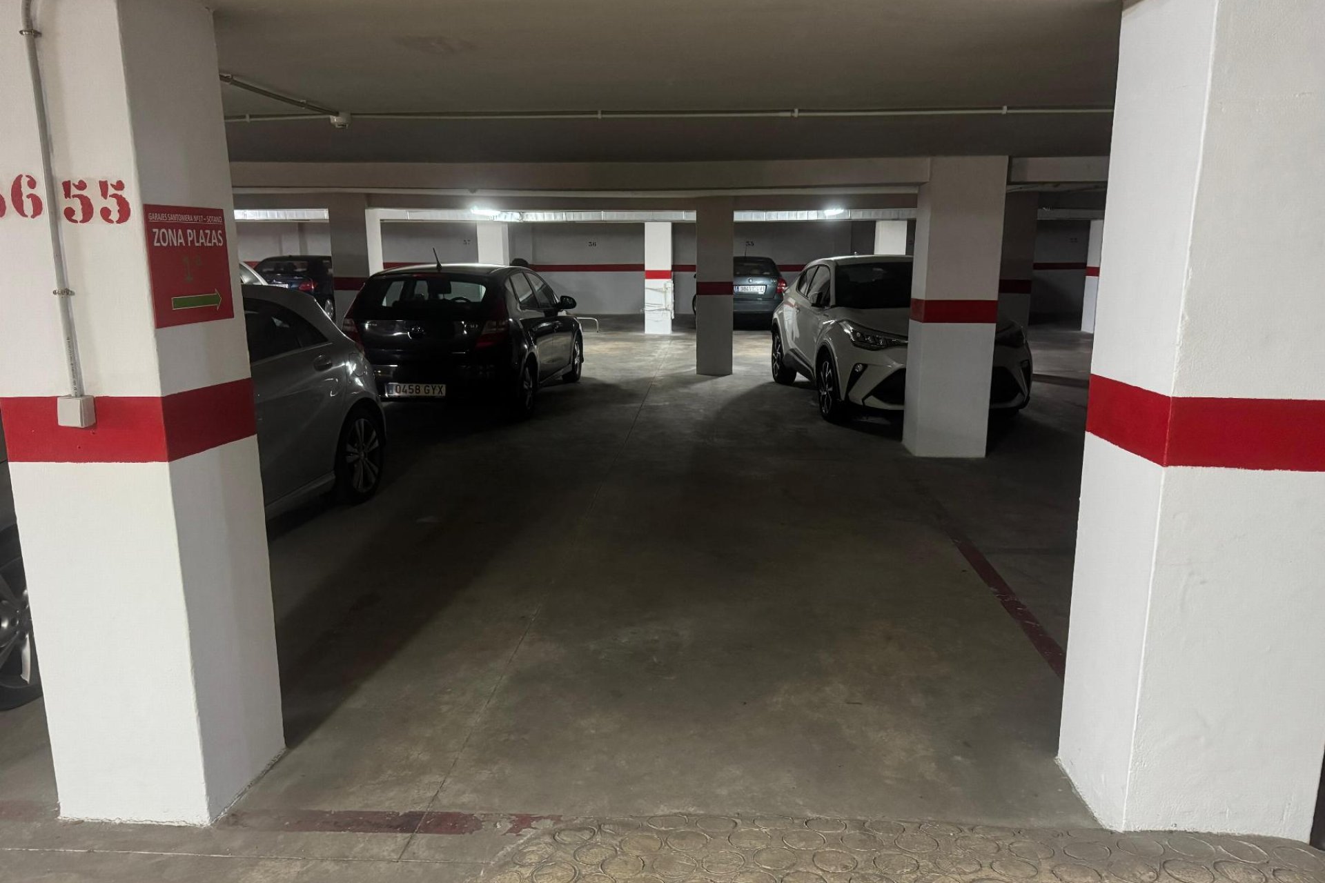 Återförsäljning - Garage -
Torrevieja - Playa Acequion