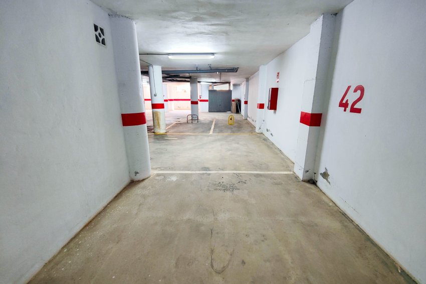 Återförsäljning - Garage -
Torrevieja