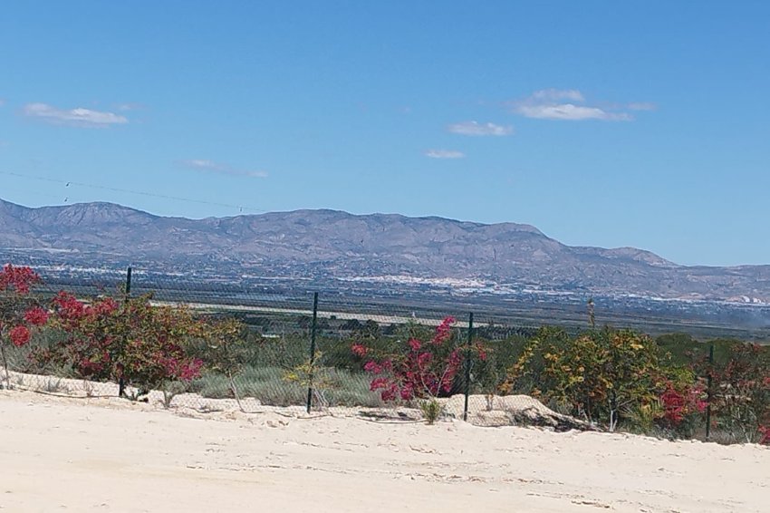 Återförsäljning - Land and Plots -
San Fulgencio - La Marina