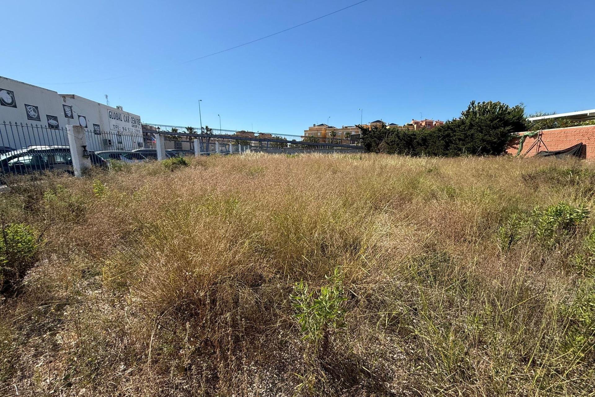 Återförsäljning - Land -
Orihuela Costa - La Regia