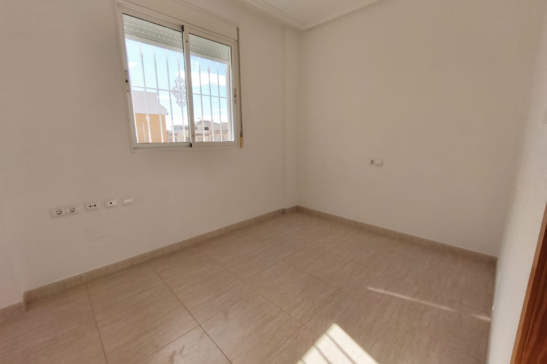 Återförsäljning - Quad House -
Ciudad quesada - Lo Marabu