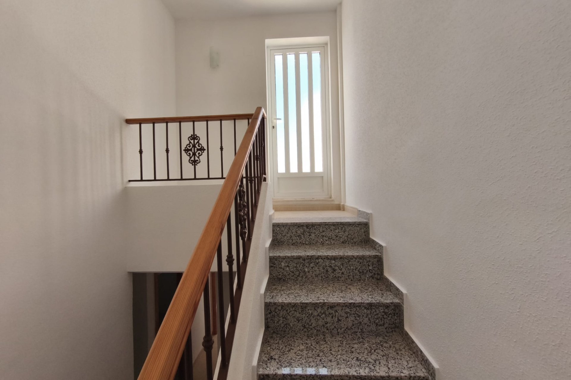 Återförsäljning - Quad House -
Ciudad quesada - Lo Marabu