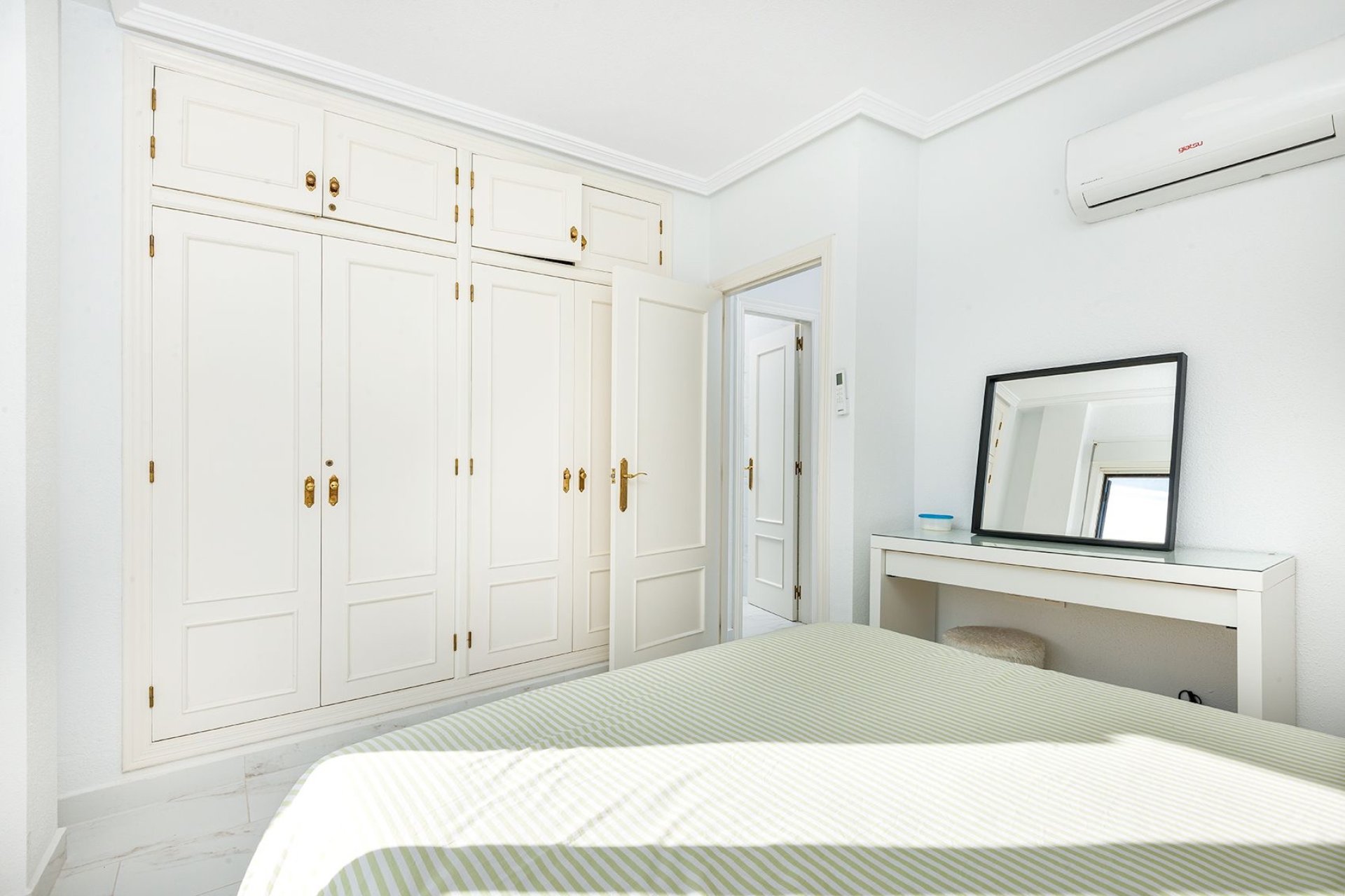 Återförsäljning - Quad House -
Orihuela Costa - Lomas de Cabo Roig