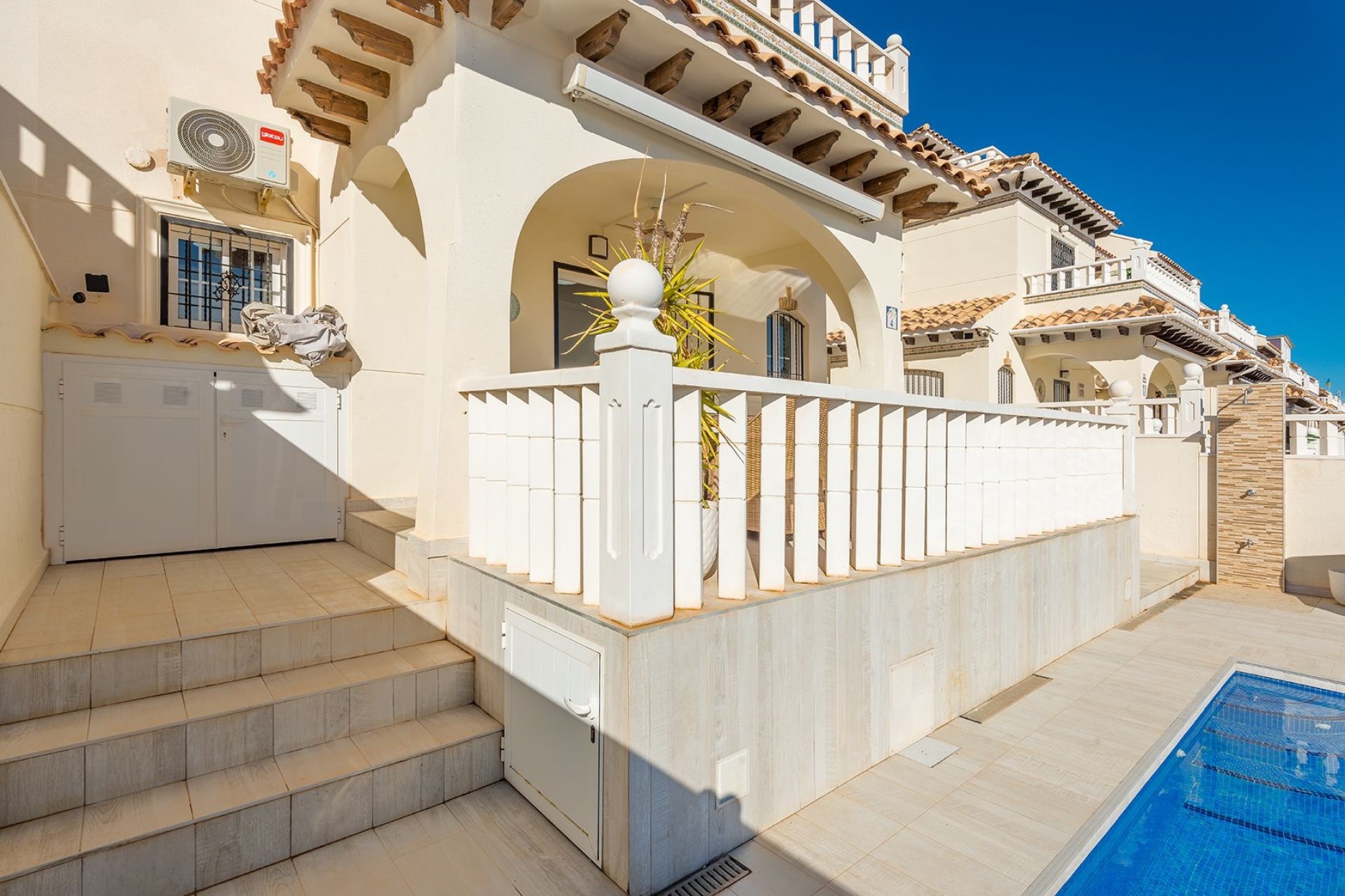 Återförsäljning - Quad House -
Orihuela Costa - Lomas de Cabo Roig