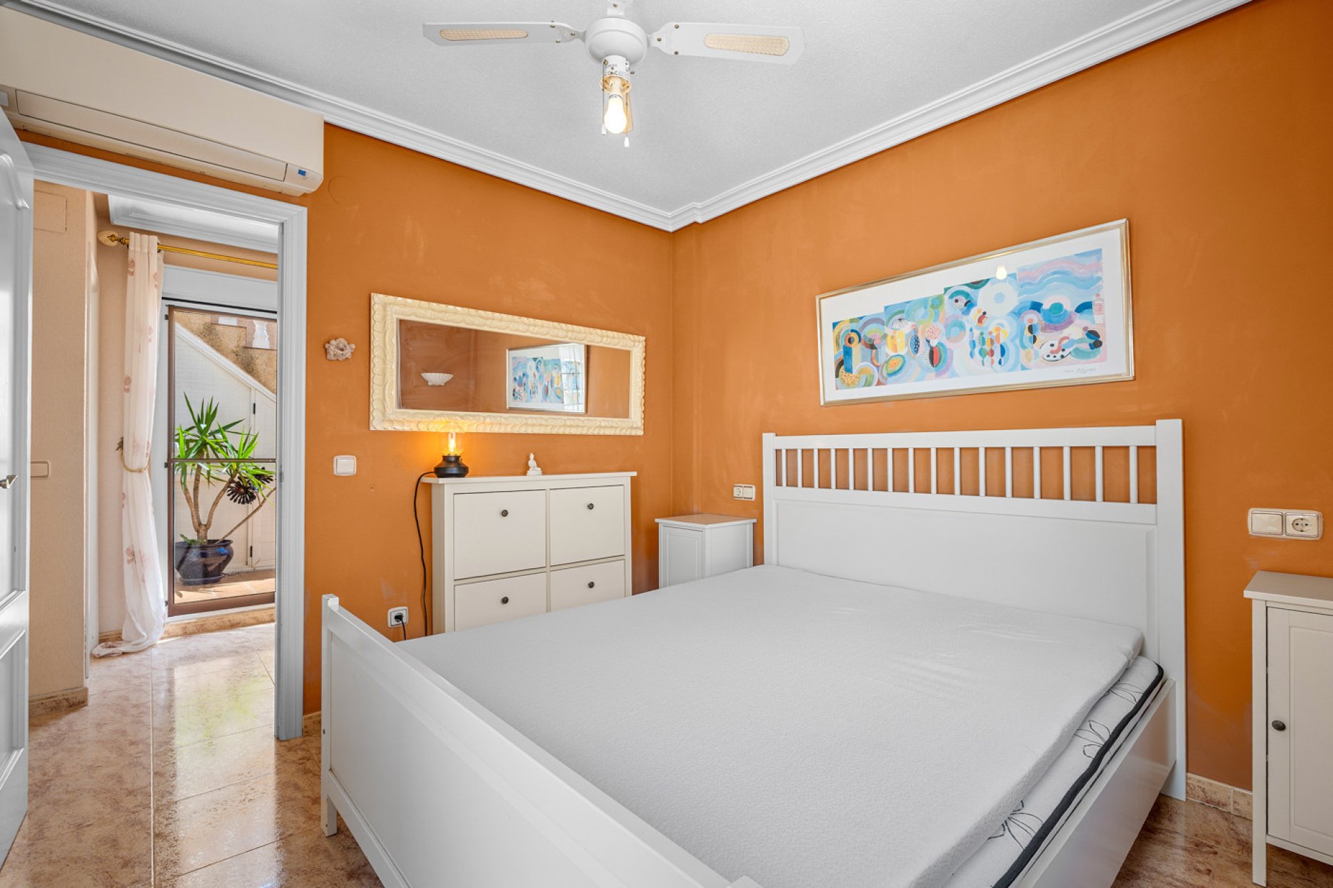 Återförsäljning - Quad House -
Orihuela Costa - Playa Flamenca