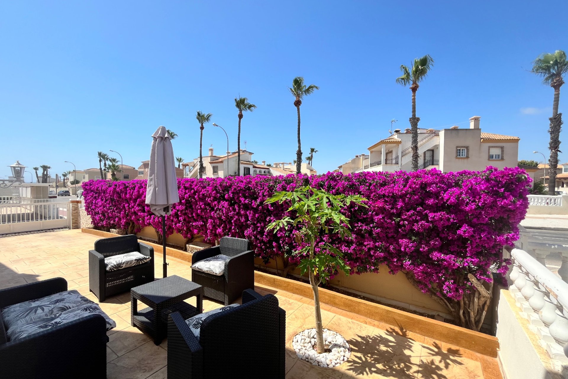 Återförsäljning - Quad House -
Playa Flamenca - Jumilla