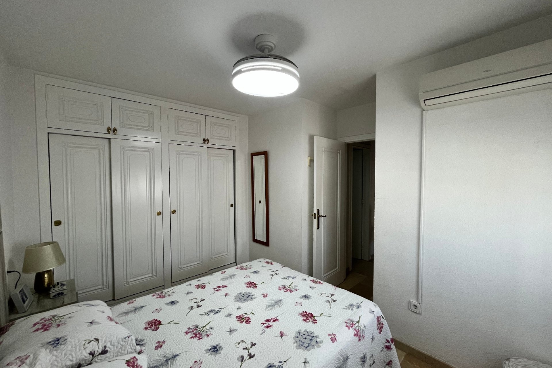 Återförsäljning - Quad House -
Playa Flamenca - Jumilla