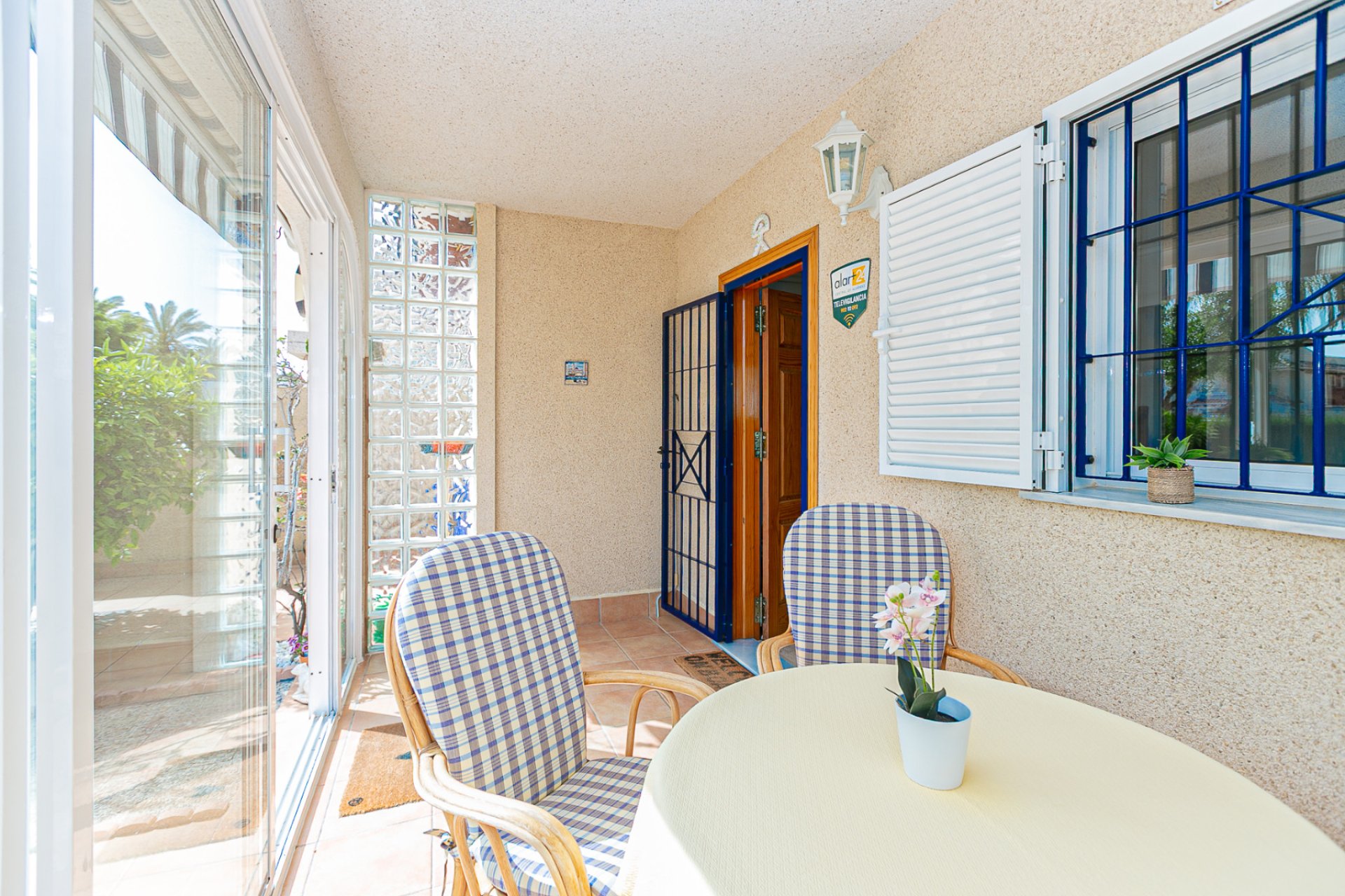 Återförsäljning - Quad House -
Playa Flamenca - Zenia Mar