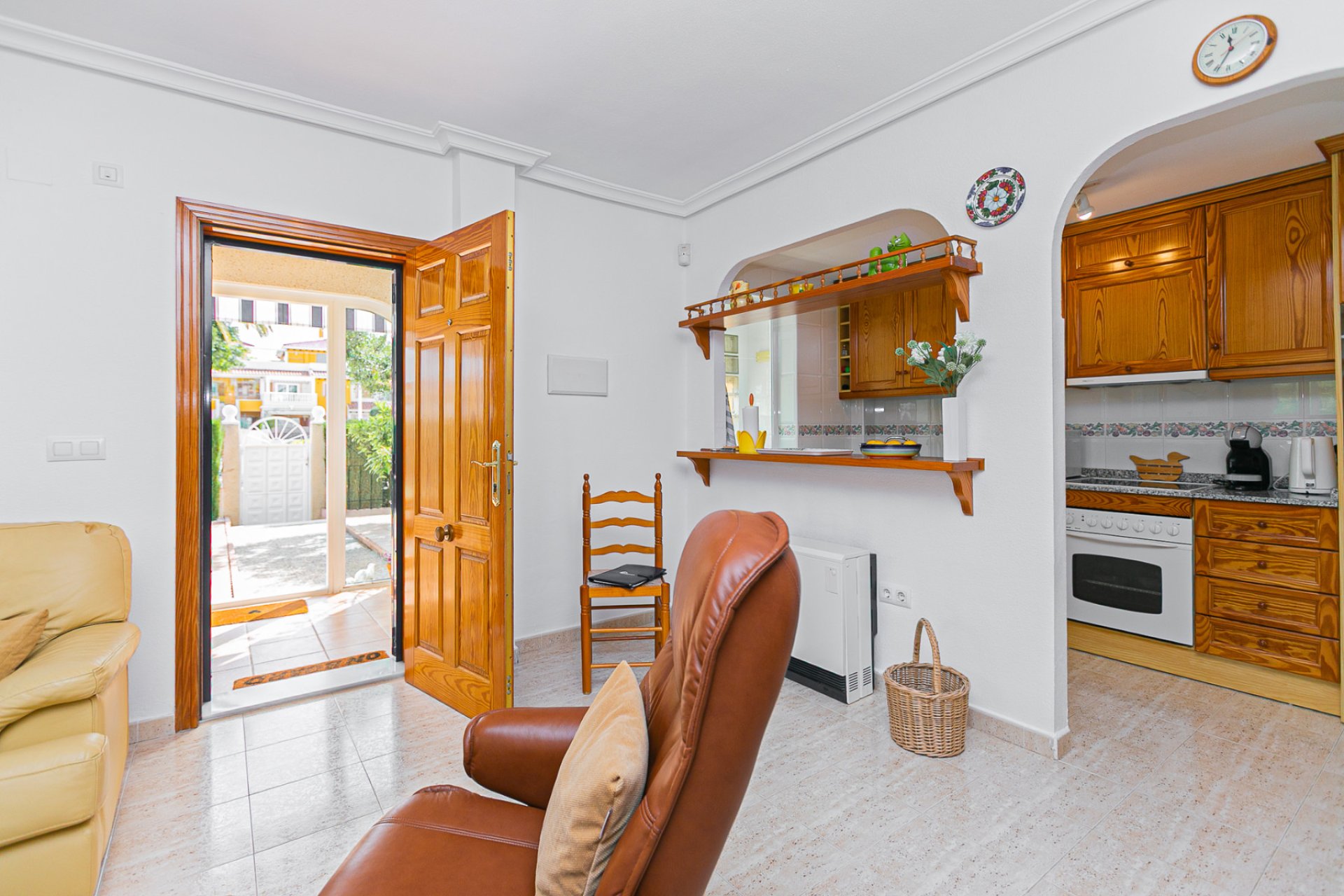 Återförsäljning - Quad House -
Playa Flamenca - Zenia Mar