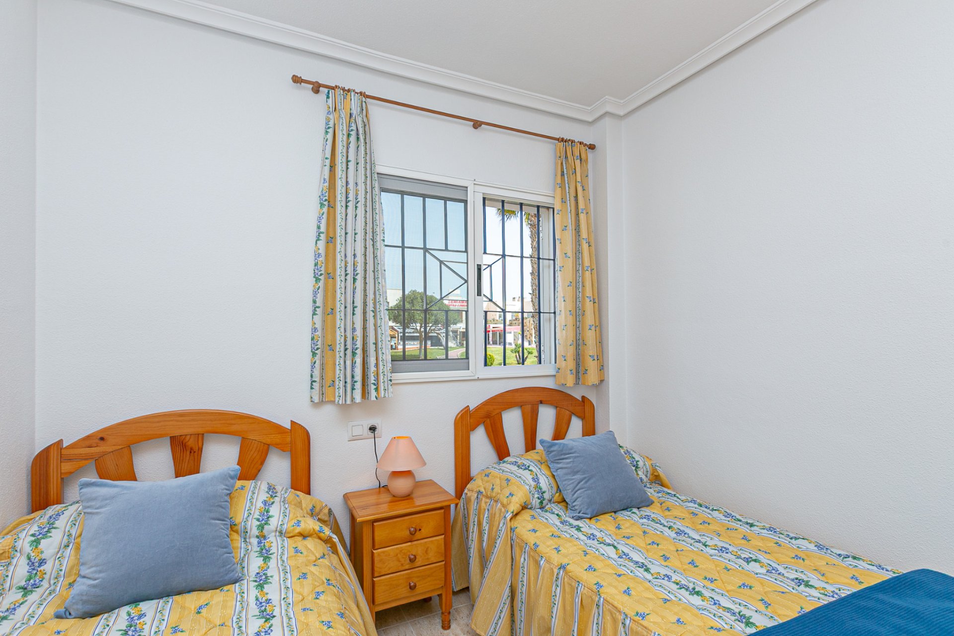 Återförsäljning - Quad House -
Playa Flamenca - Zenia Mar