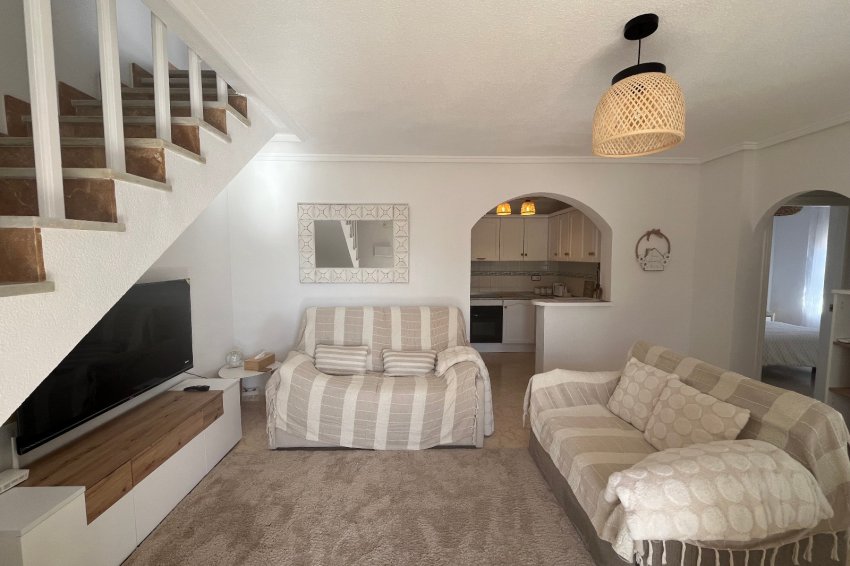 Återförsäljning - Quad House -
Punta Prima - Serena