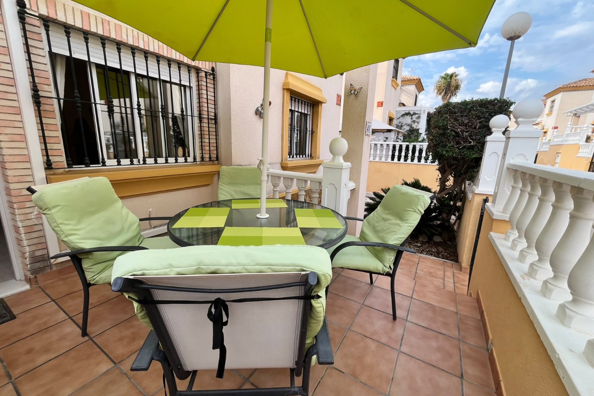 Återförsäljning - Quad House -
Villamartin - PAU 8