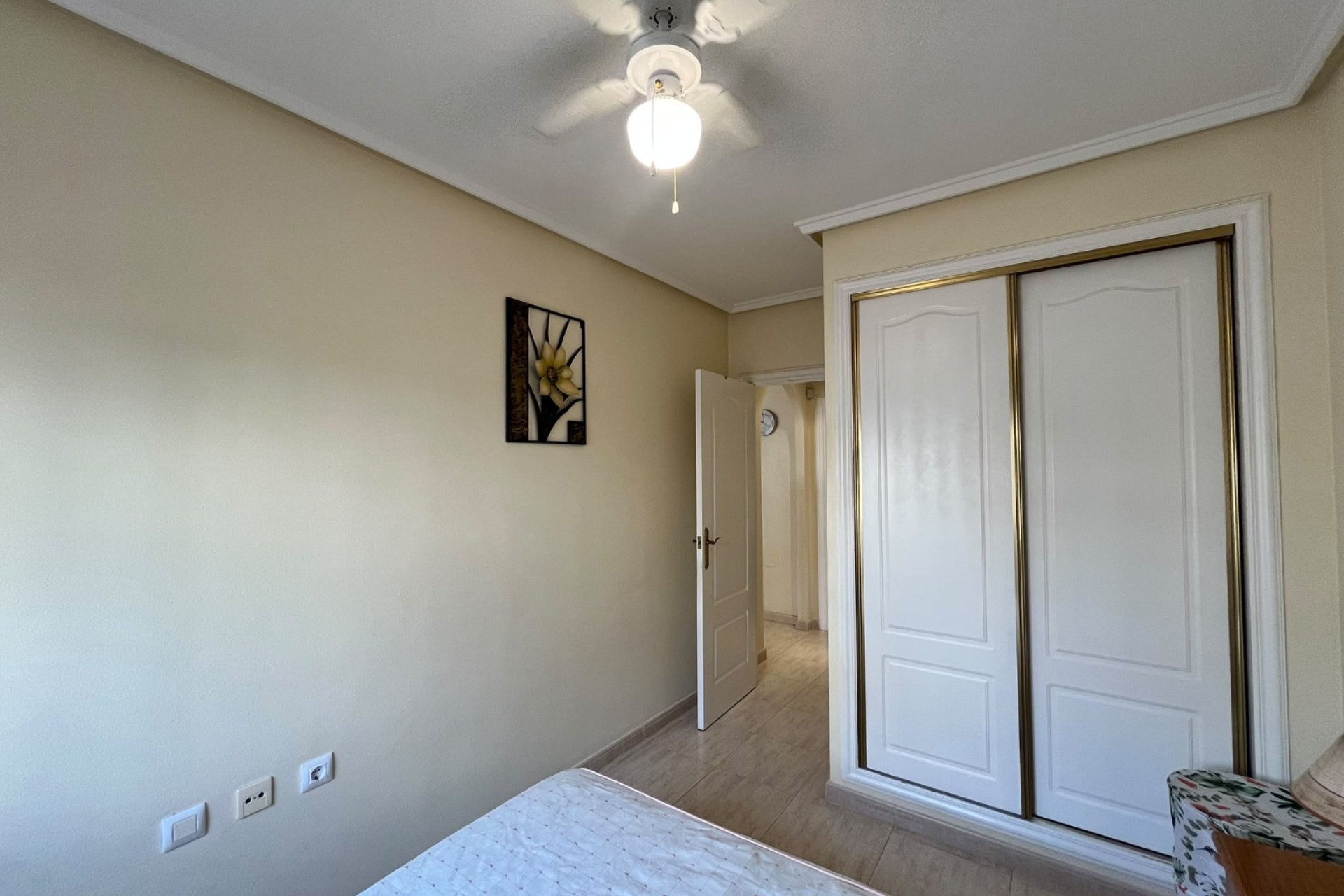 Återförsäljning - Quad House -
Villamartin - PAU 8